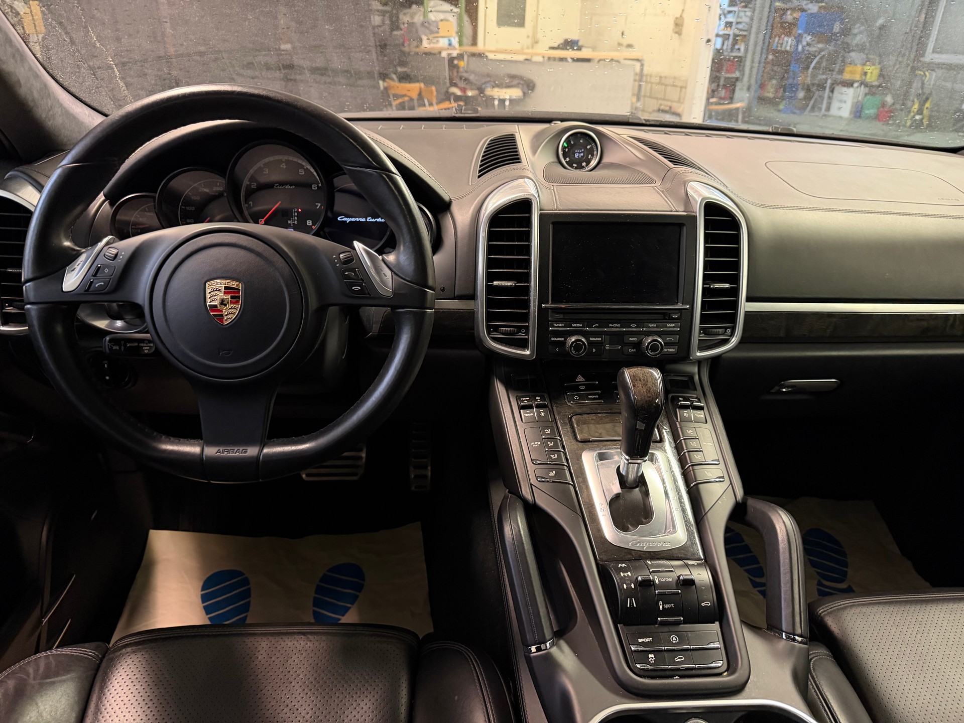 PORSCHE Cayenne Turbo | MFK 10.2024 | AHK 3.5t. | Remus Abgasanlage-image-13