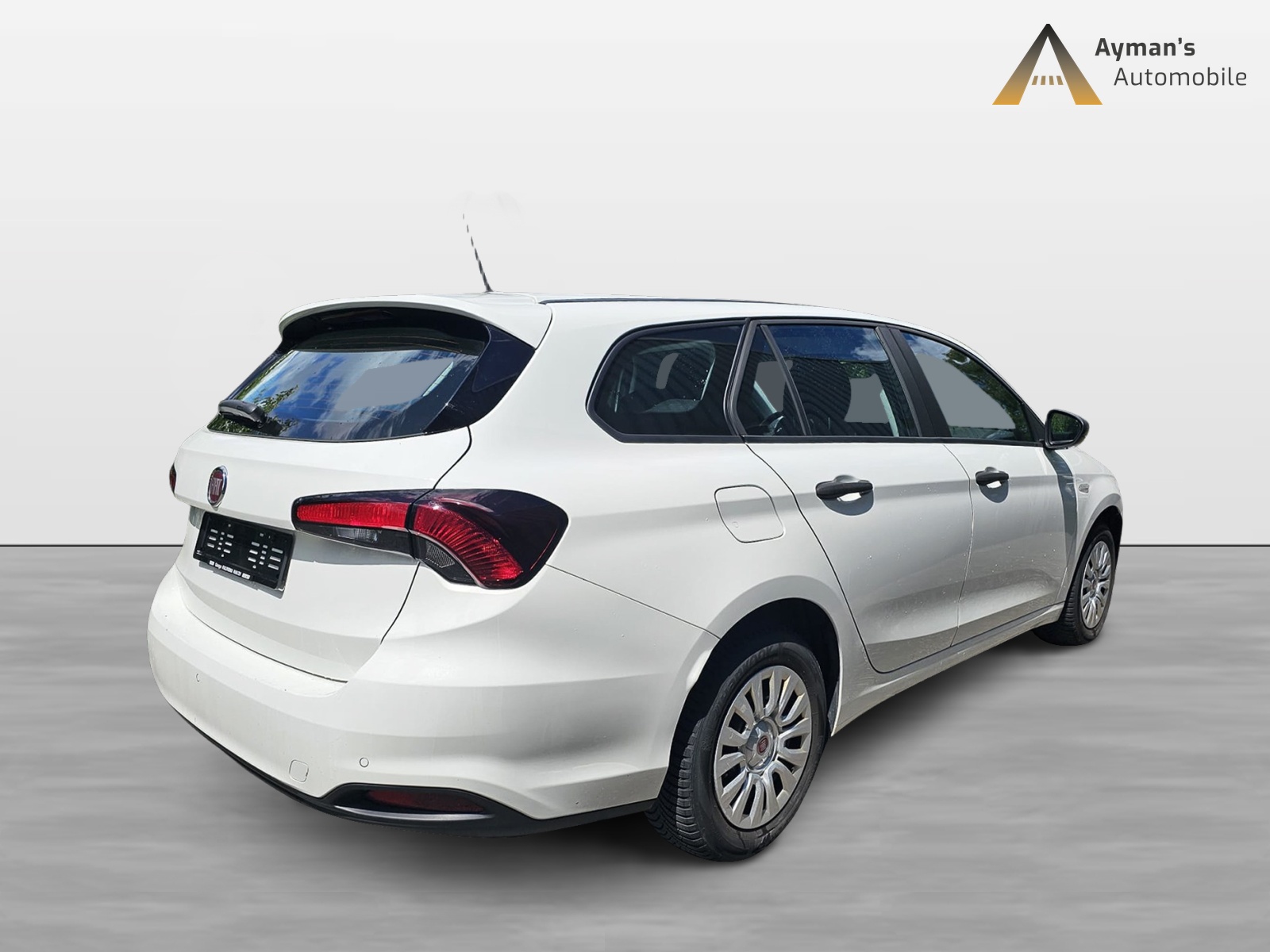 FIAT Tipo 1.4T Station Wagon Street-image-8