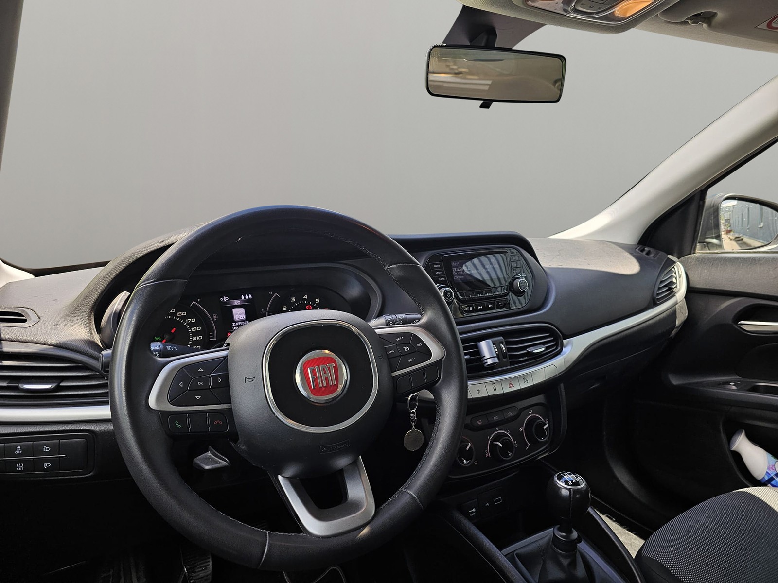 FIAT Tipo 1.4T Station Wagon Street-image-10