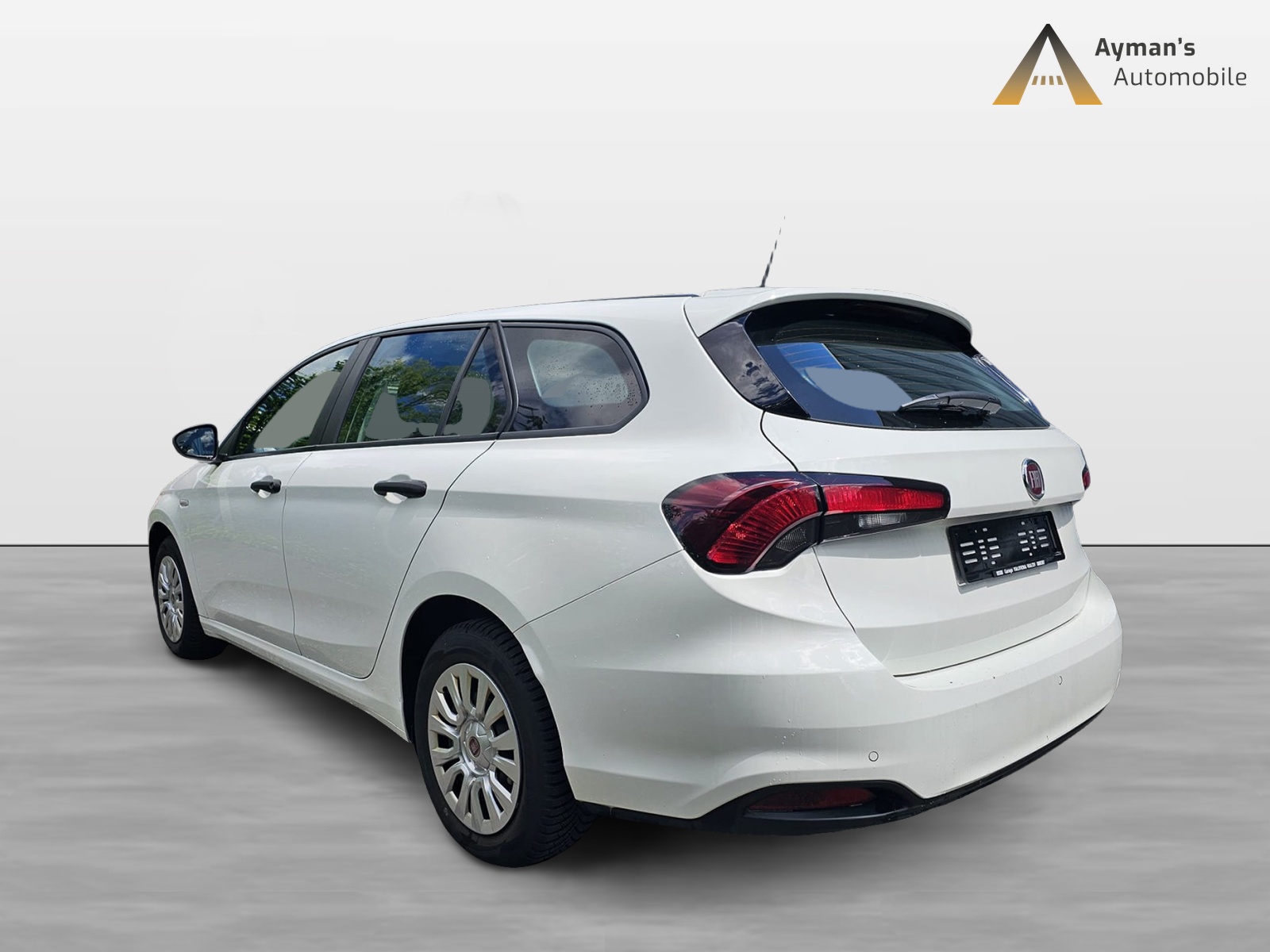 FIAT Tipo 1.4T Station Wagon Street-image-7