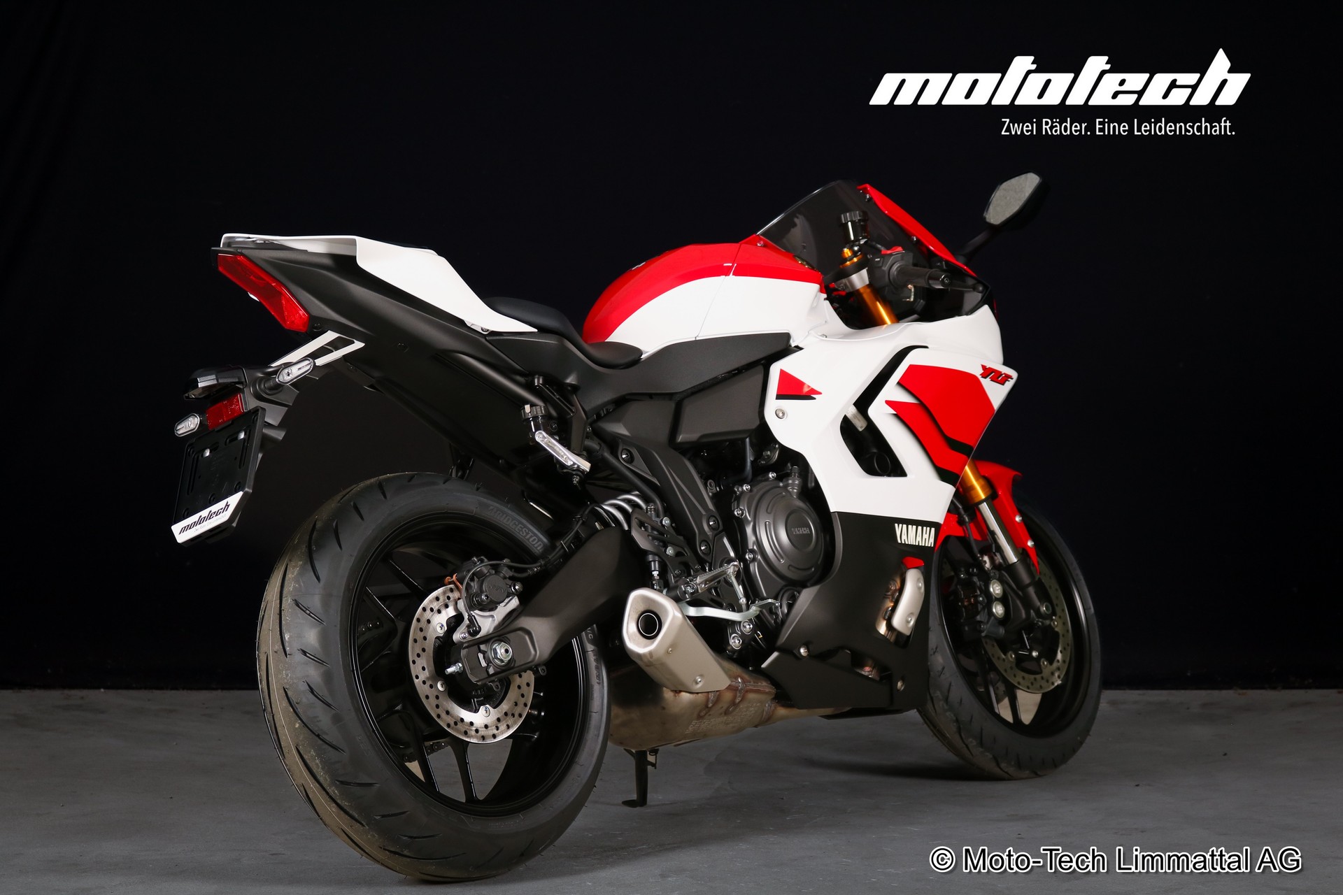 YAMAHA YZF-R7 (35kW) 70THN ANNIVERSARY-showroom-element-3