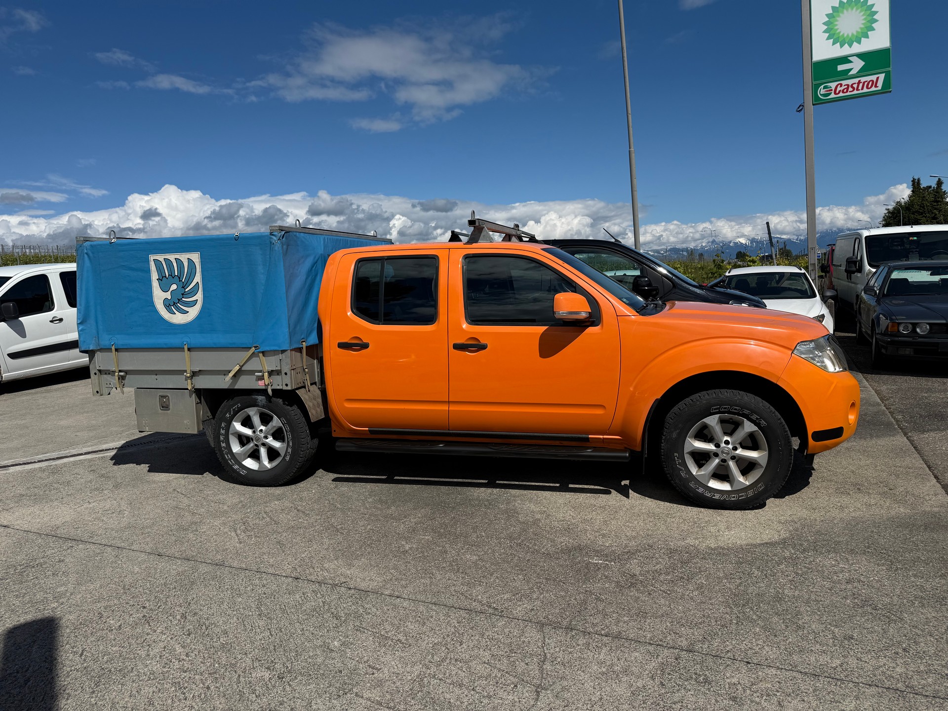 NISSAN Navara Double Cab SE 2.5 dCi 4WD Automat-image-6