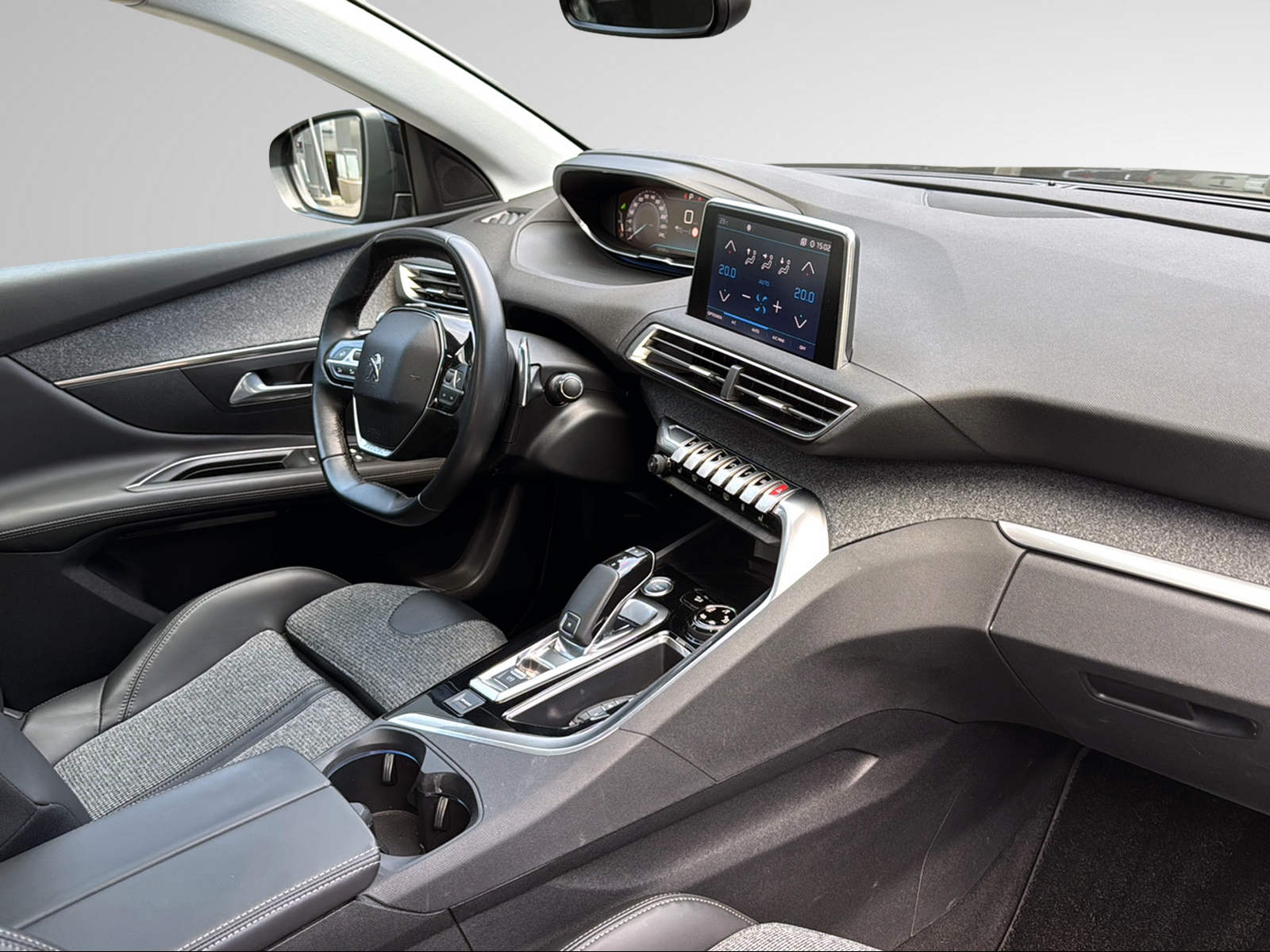 PEUGEOT 3008 1.6 THP GT Line EAT-image-30