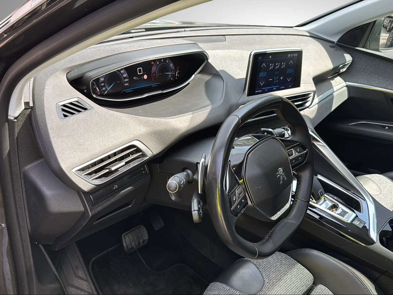PEUGEOT 3008 1.6 THP GT Line EAT-image-20