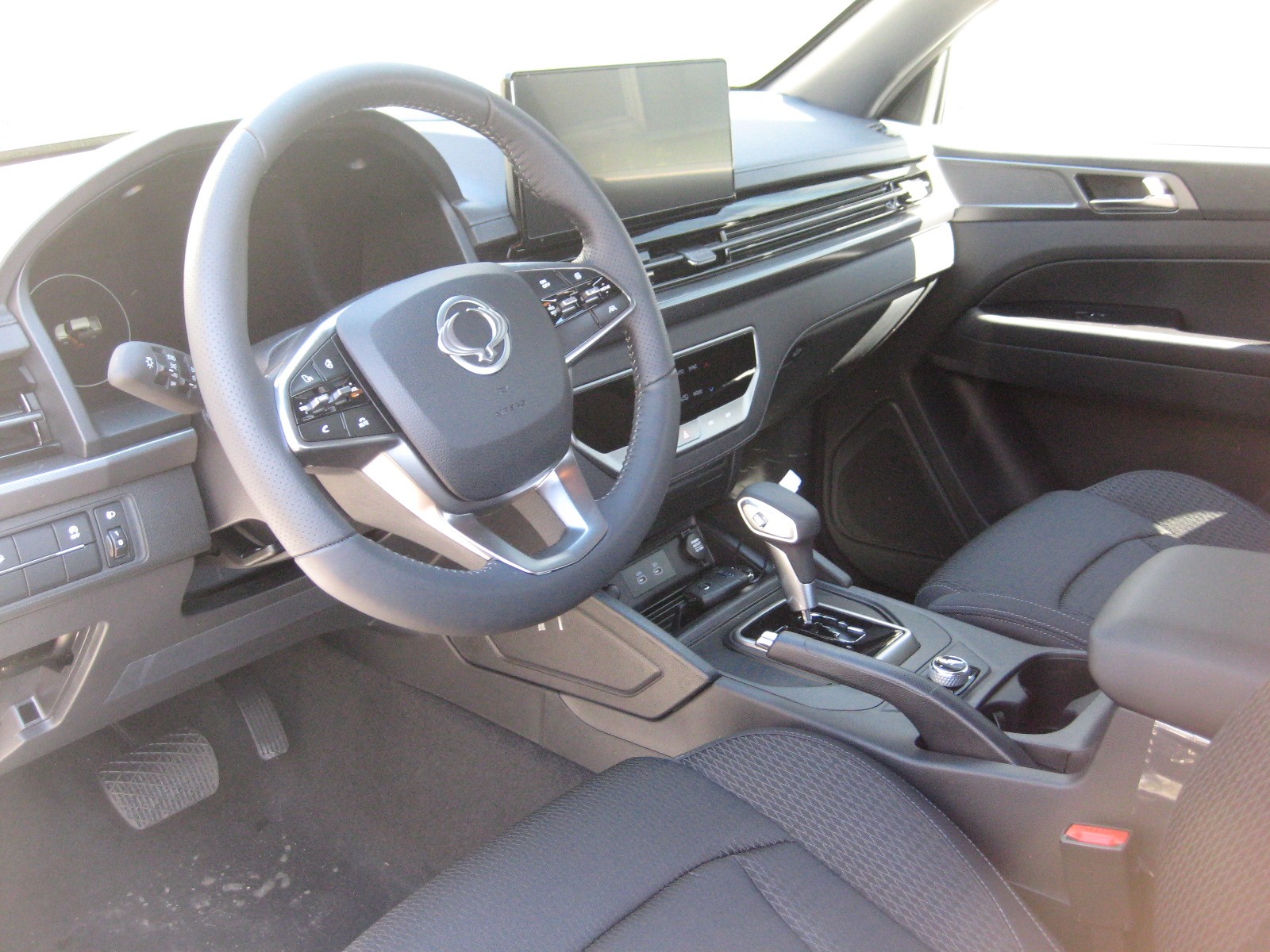 KGM-SsangYong Musso 2.2 Platinum 4WD AT-image-5