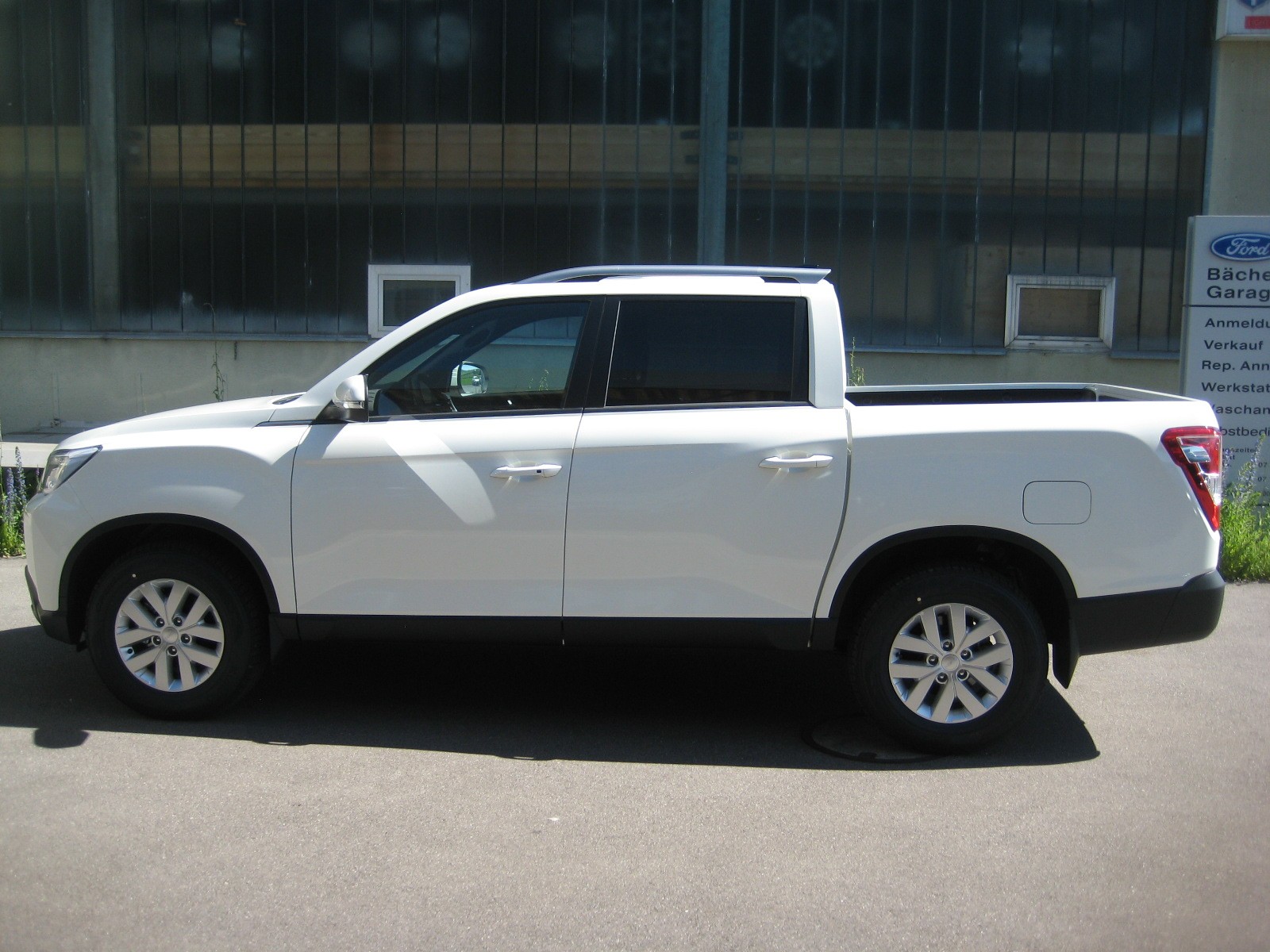 KGM-SsangYong Musso 2.2 Platinum 4WD AT-image-1