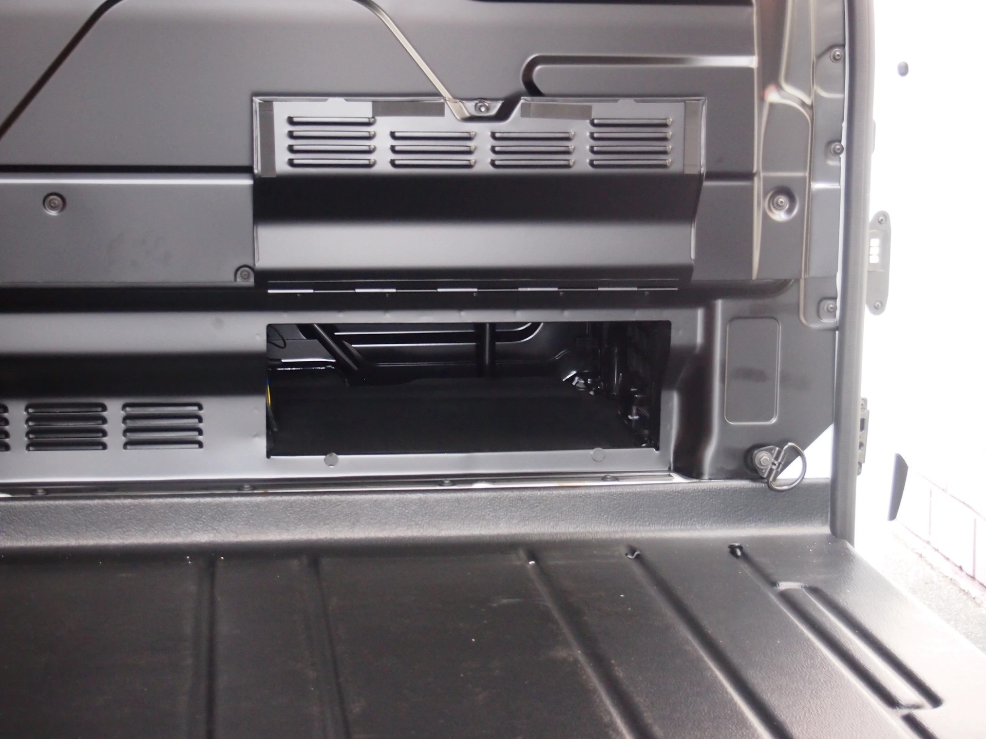 FORD Transit Custom 340 L2H1-image-8