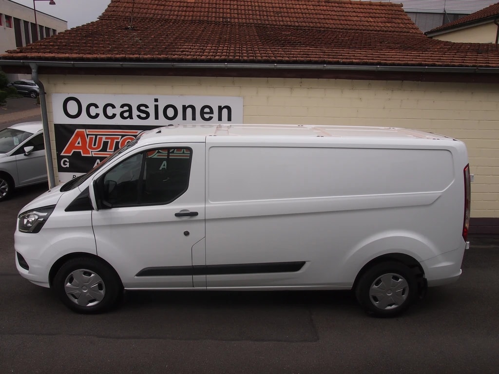 FORD Transit Custom 340 L2H1-showroom-element-1