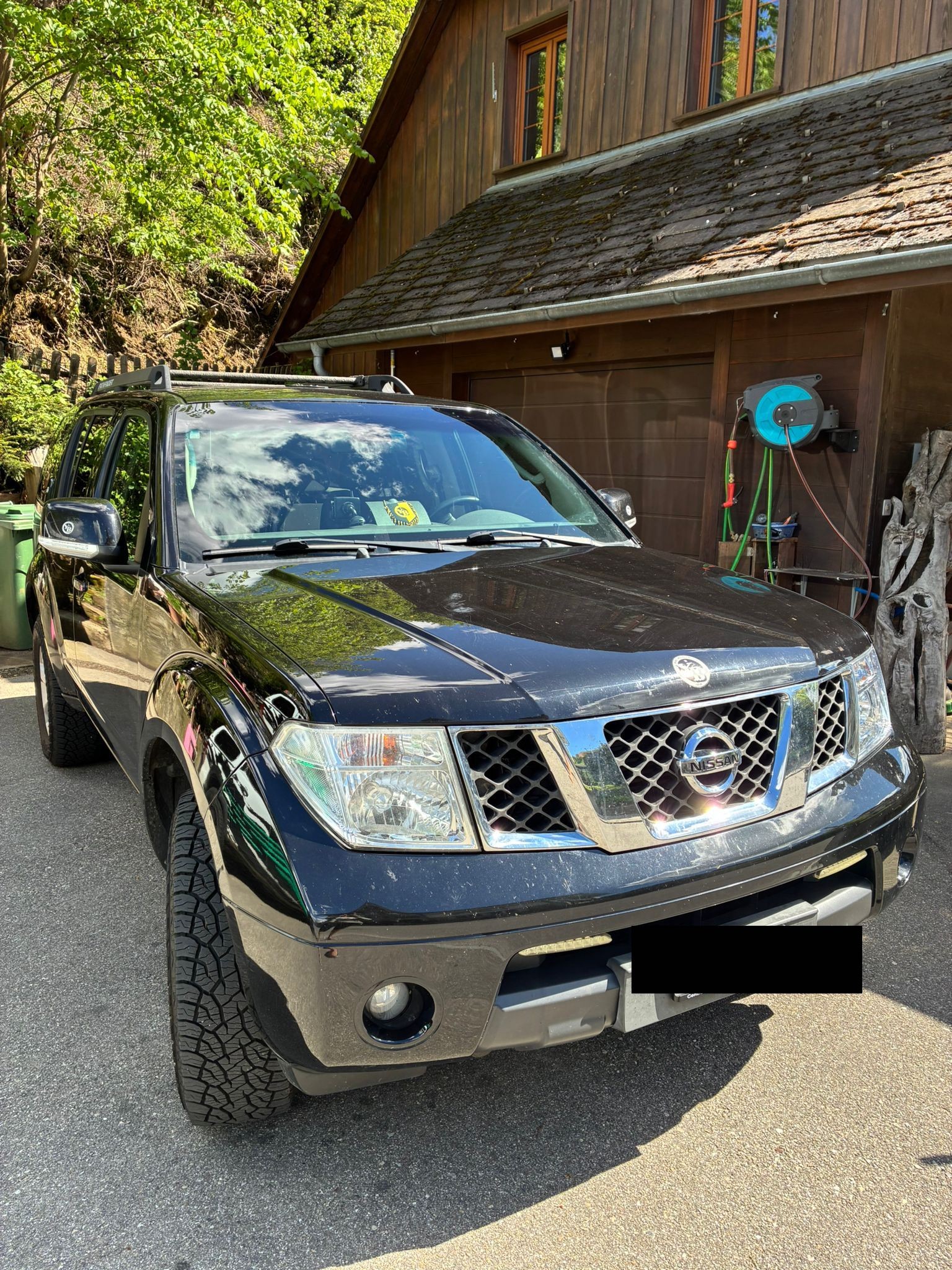 NISSAN Pathfinder 2.5 dCi LE