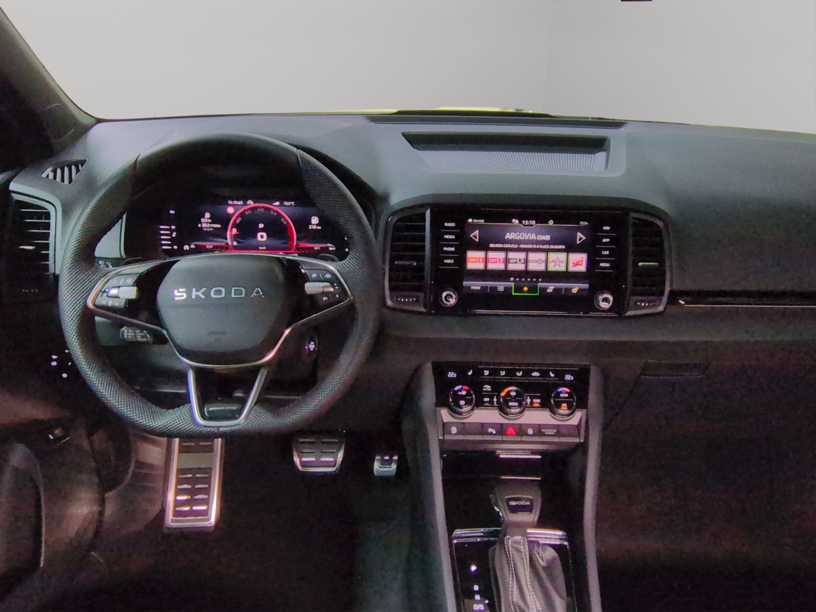 SKODA Karoq 1.5 TSI SportLine DSG-image-6