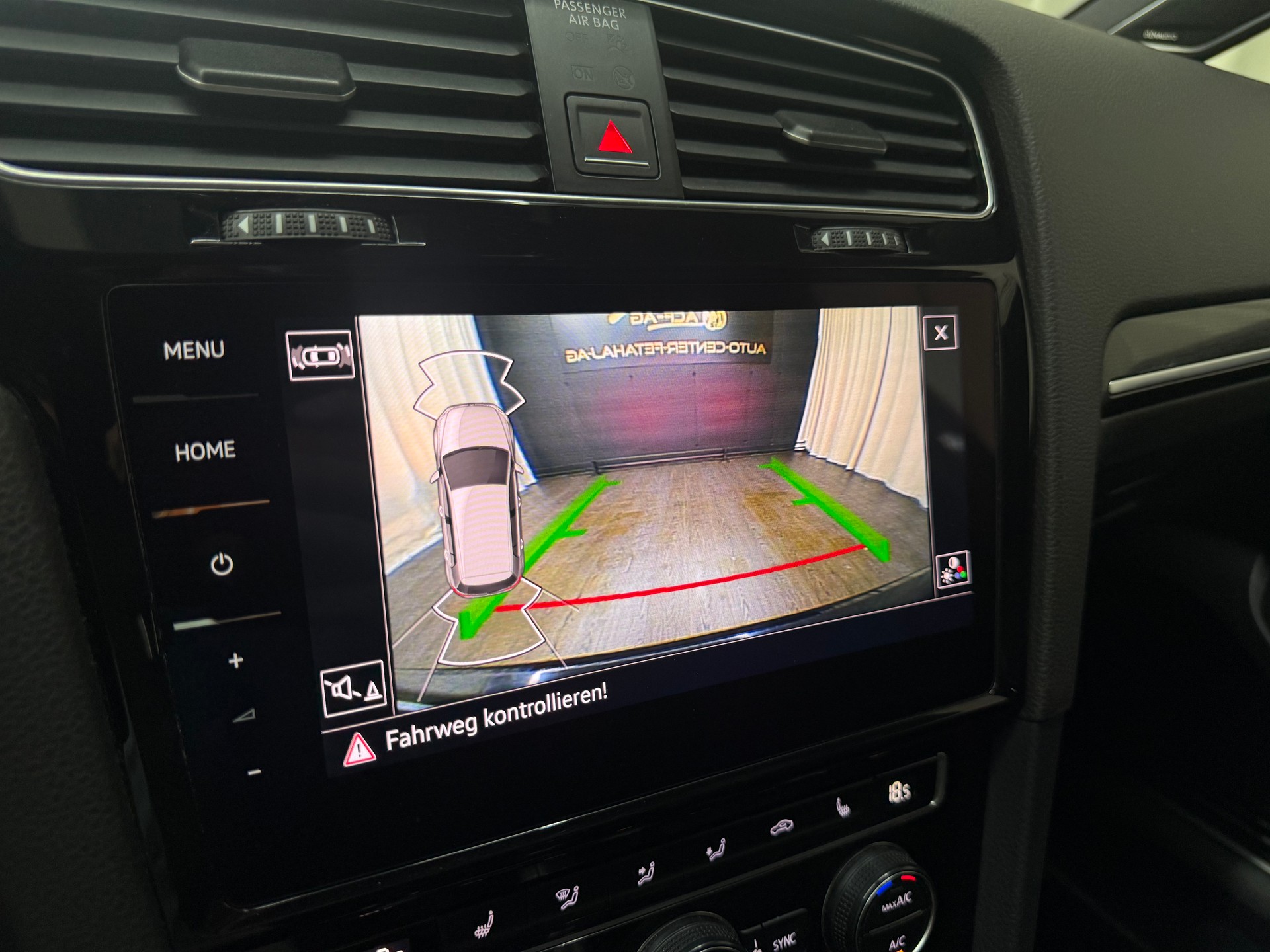 VW Golf 2.0 TSI R 4Motion DSG-image-16