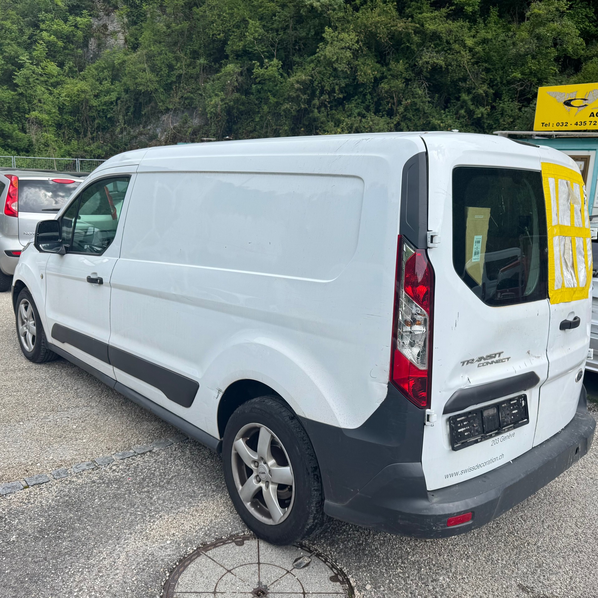FORD Transit Connect Van T230 1.6 TDCi Trend-image-2