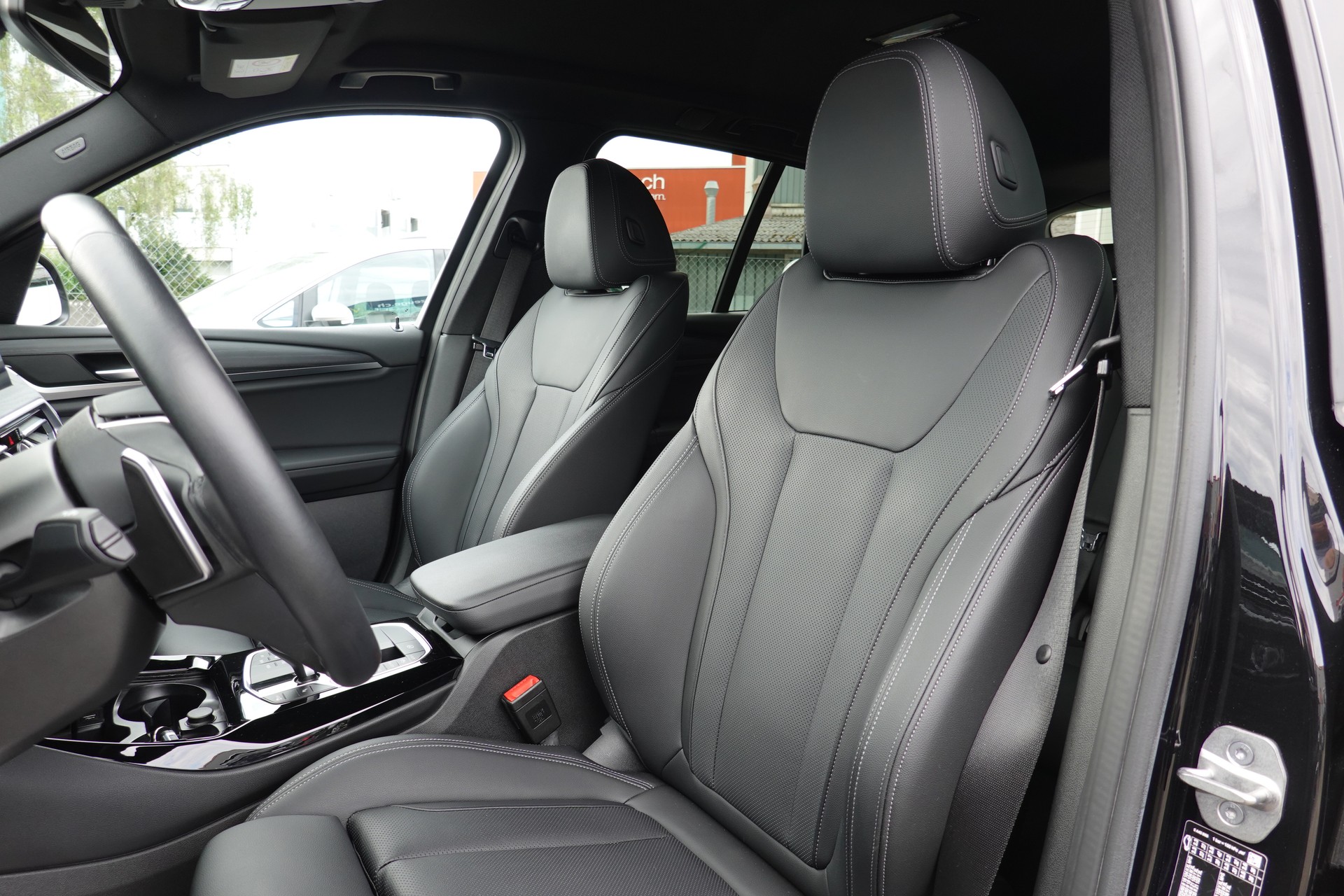 BMW X3 XDRIVE - 20i - 184 PS - STEPTRONIC-image-11