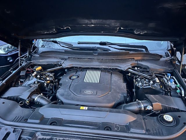 LAND ROVER 3.0 SDV6 SE-image-5