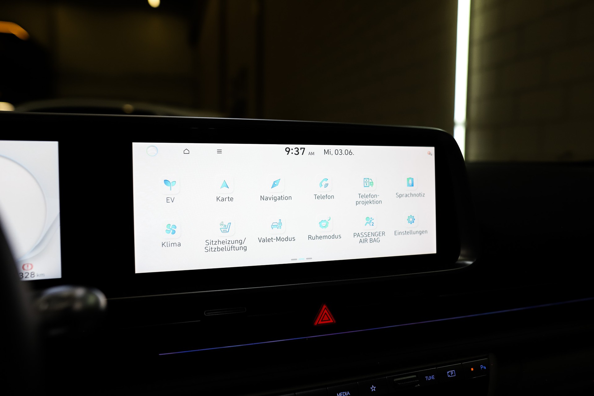 HYUNDAI Ioniq 6 77kWh Vertex 4WD-image-13
