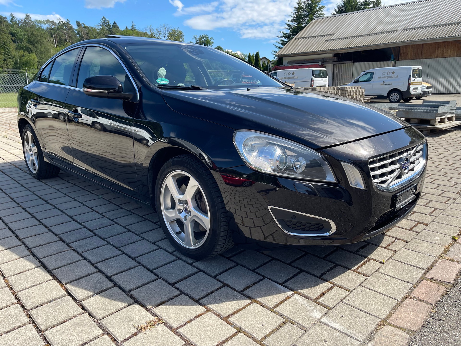 VOLVO S60 2.0T Summum Powershift-image-5