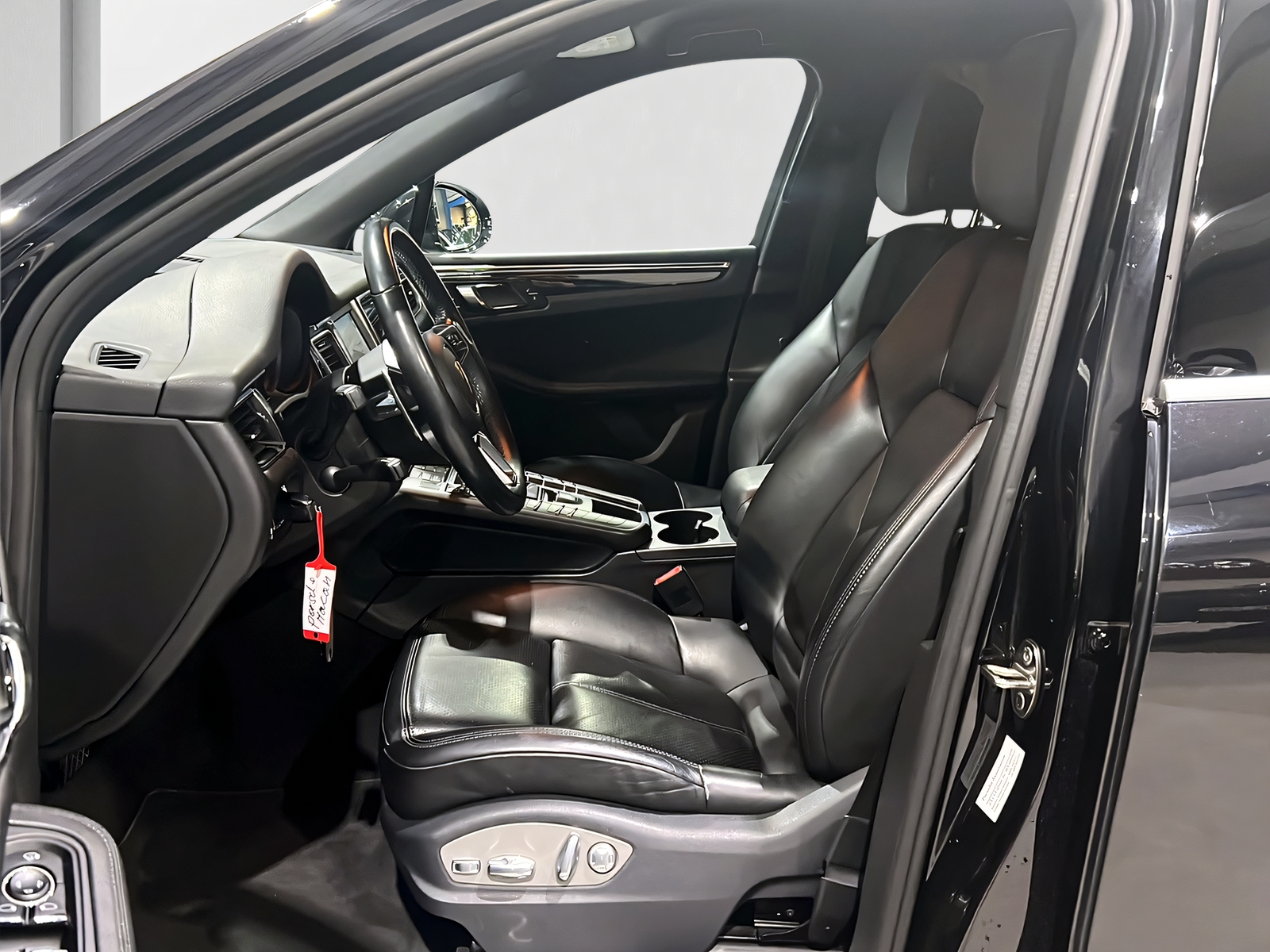 PORSCHE Macan S PDK**Rückfahrtkam,Frisch ab MFK&Service**-image-7