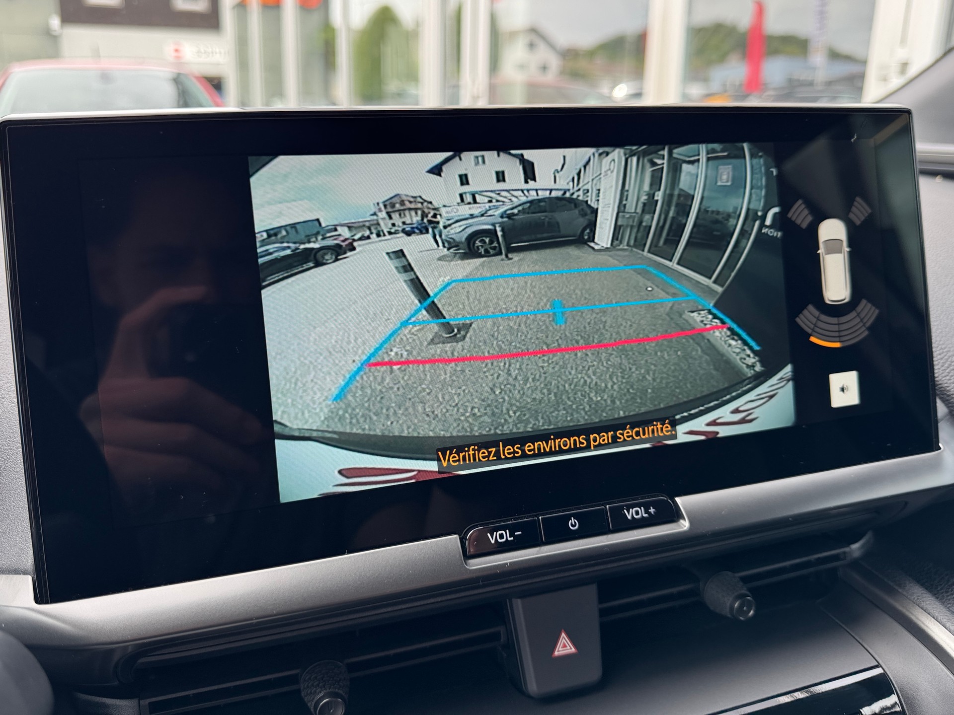 TOYOTA C-HR 1.8 HSD CVT Swiss Edition-image-20