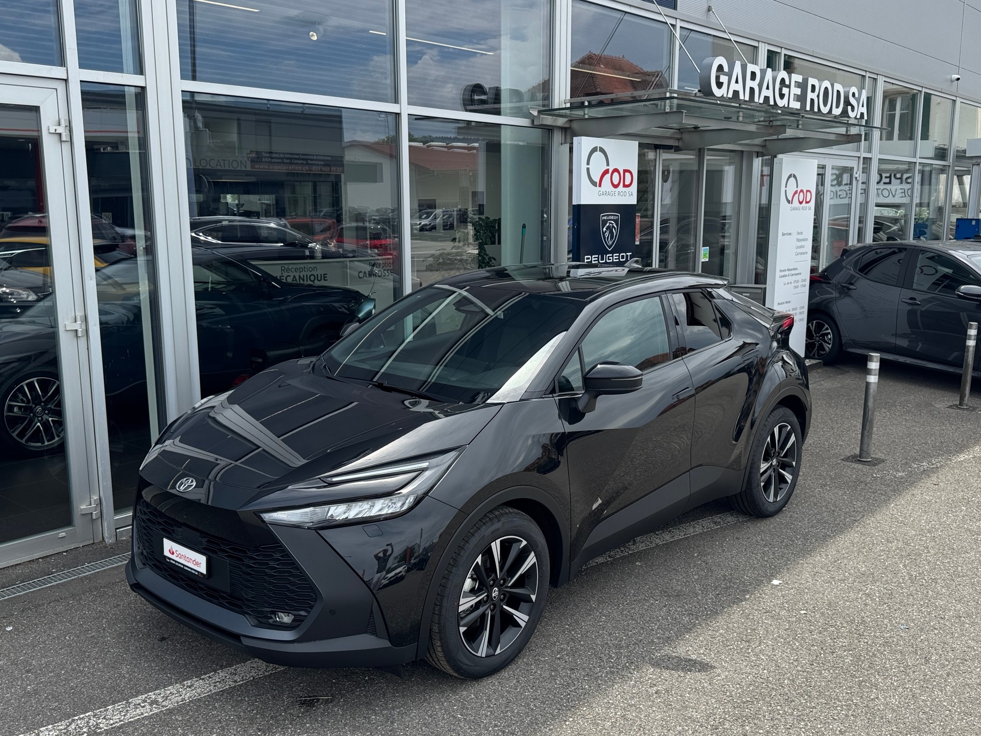 TOYOTA C-HR 1.8 HSD CVT Swiss Edition-image-0