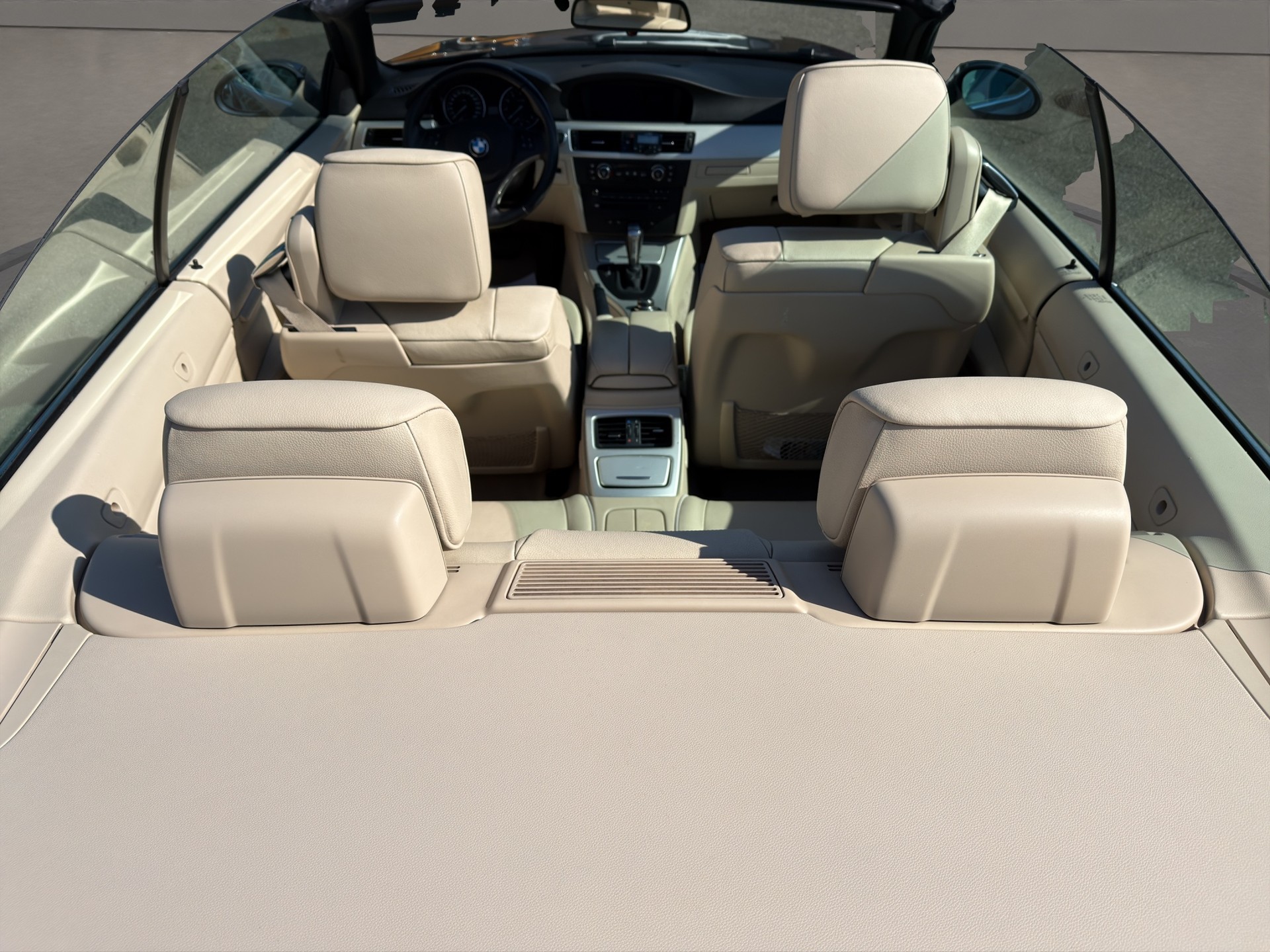BMW 325i Cabriolet Steptronic-image-14