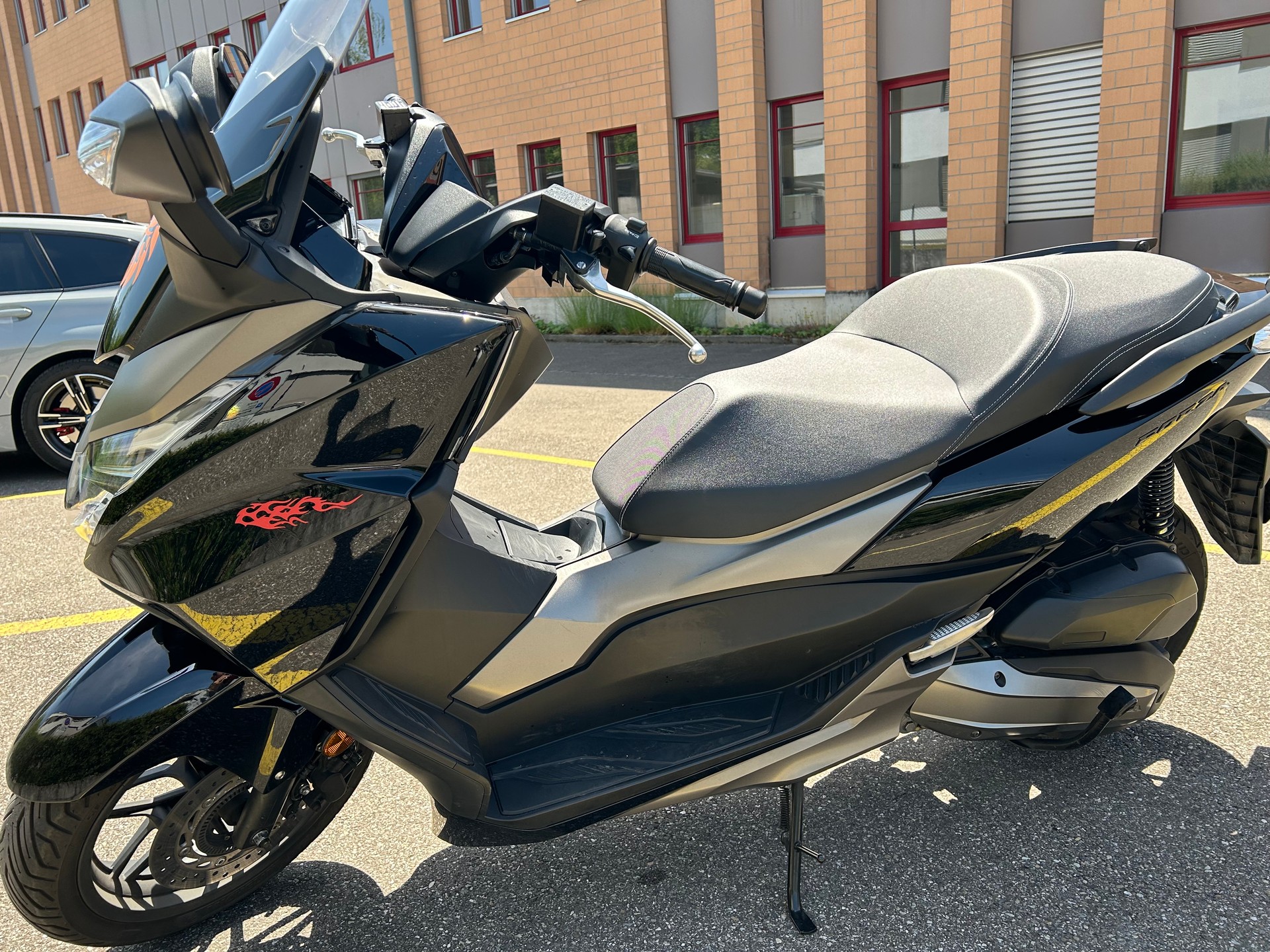 HONDA FORZA 125