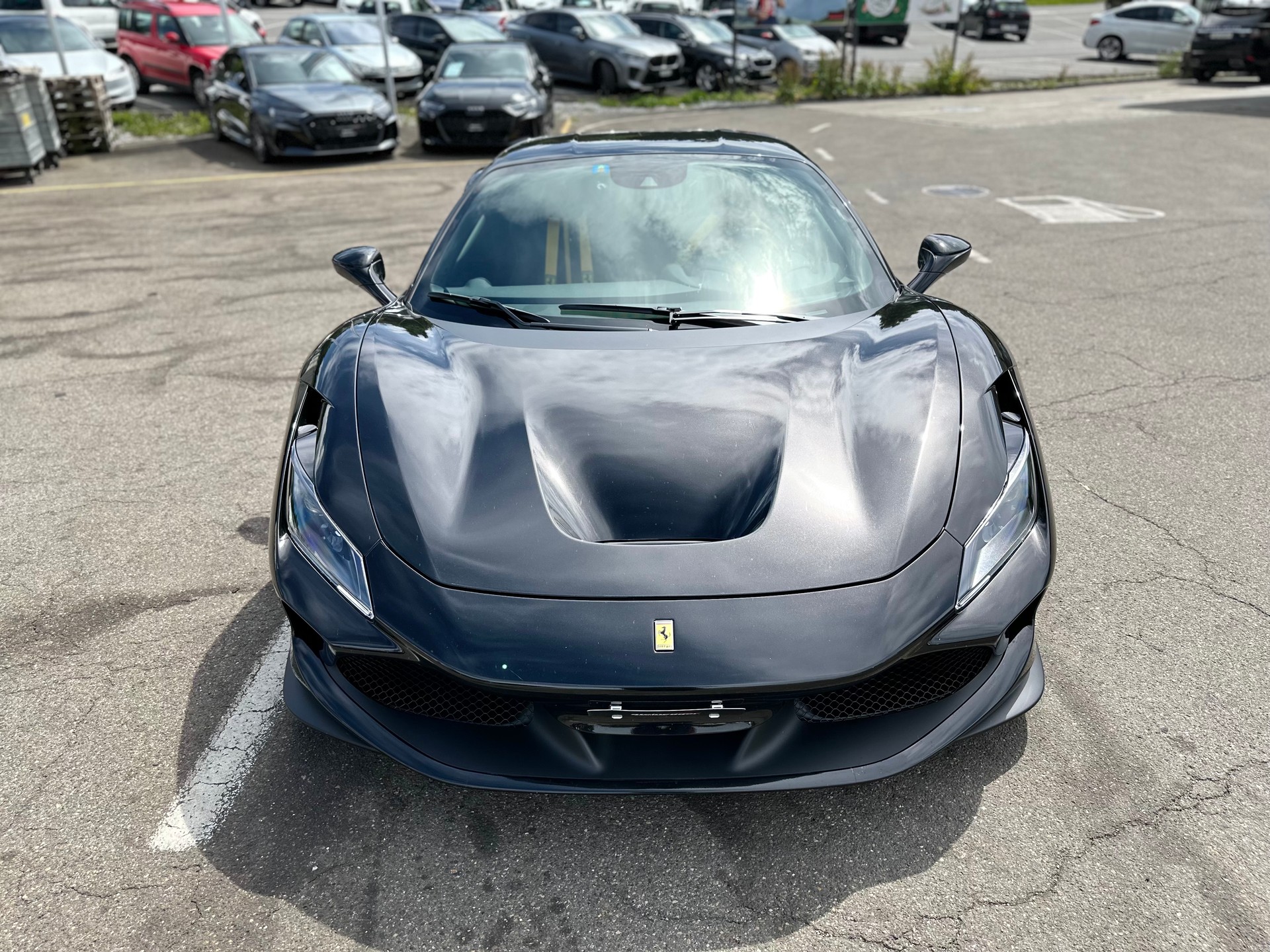 FERRARI F8 Tributo ° Nero Daytona Black + Giallo Modena °-image-2