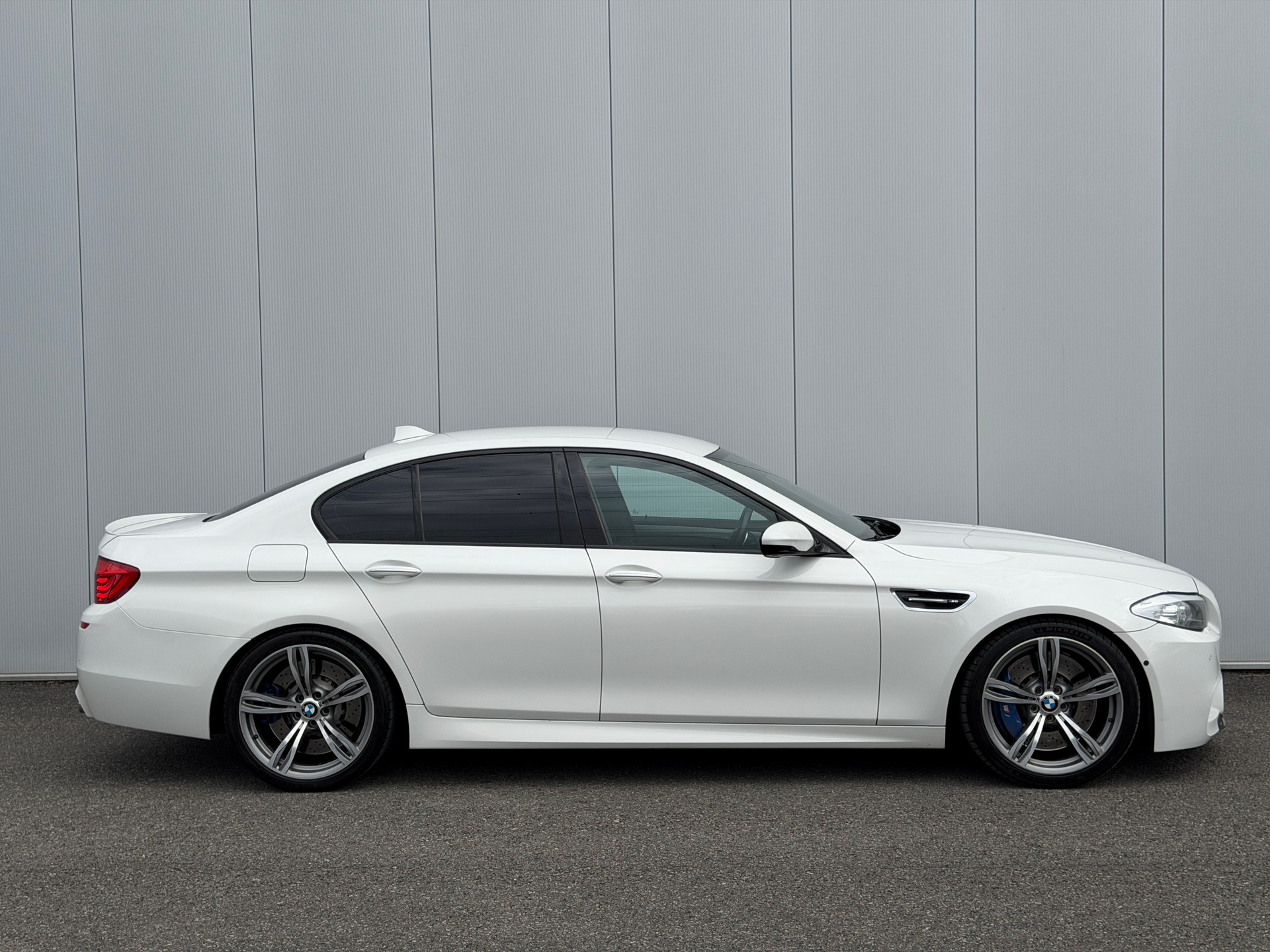 BMW M5 Drivelogic-image-2