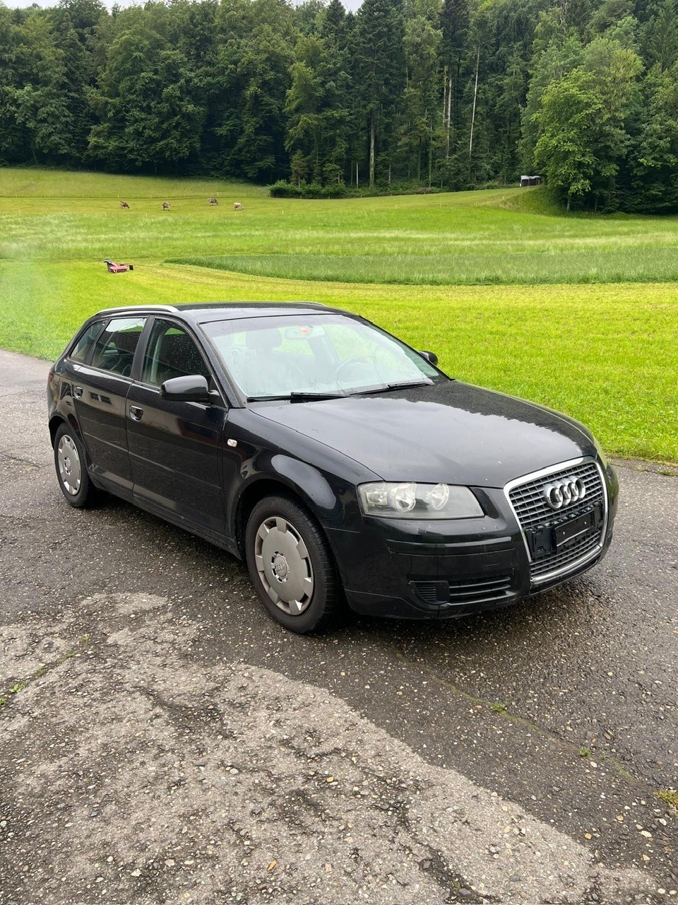 AUDI A3 Sportback 2.0 TDI Attraction-image-4