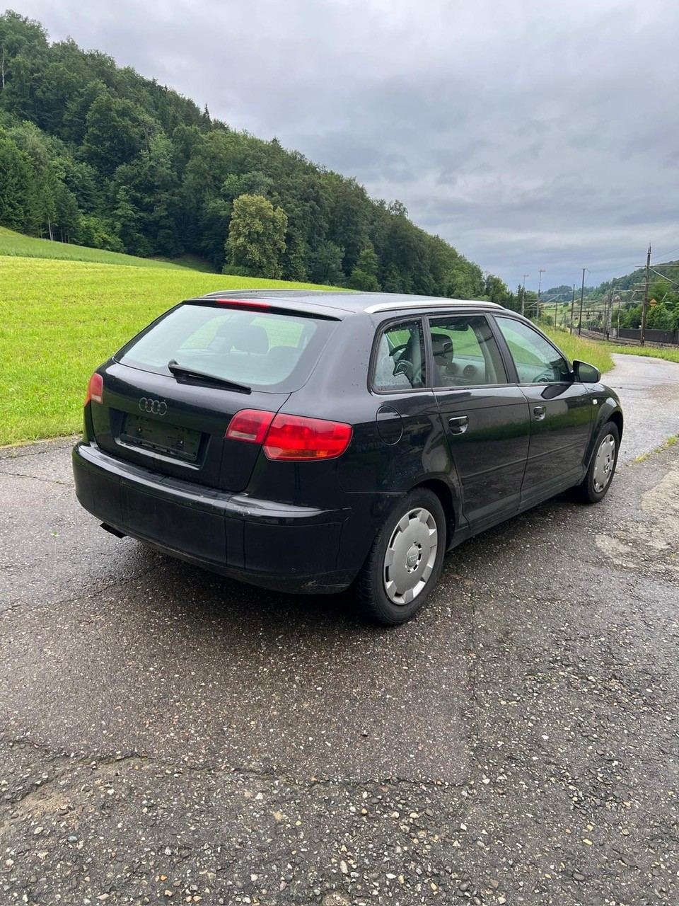 AUDI A3 Sportback 2.0 TDI Attraction-image-1