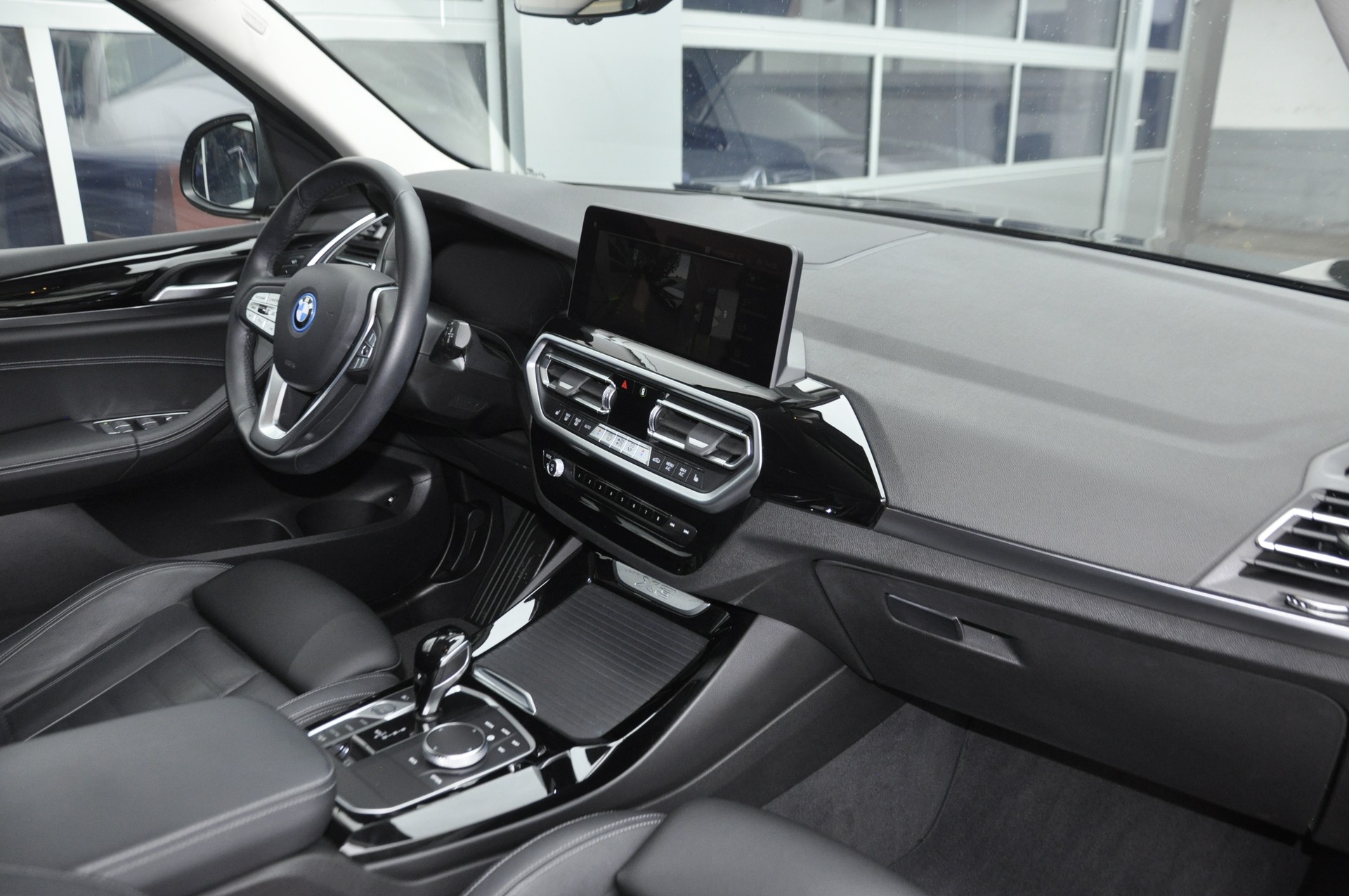 BMW X3 xDrive 30e I Anhängerkupplung-image-8