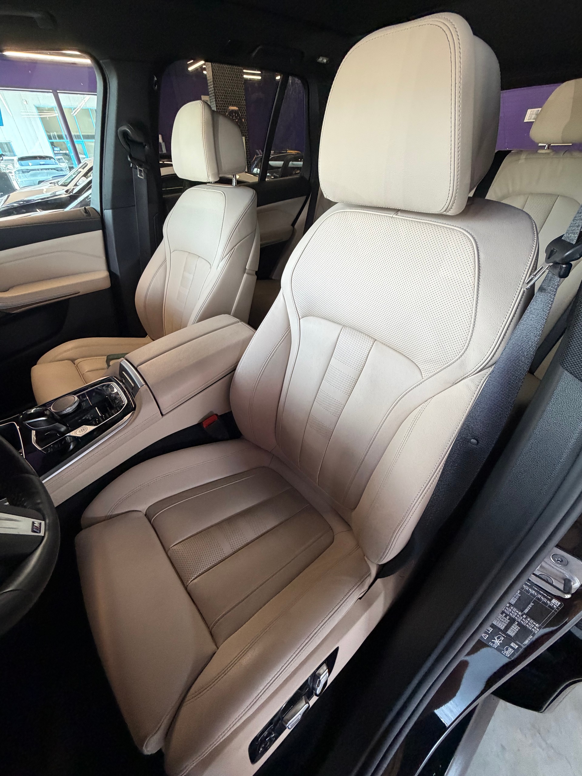 BMW X5 xDrive 48V 40i M Sport Steptronic-image-15
