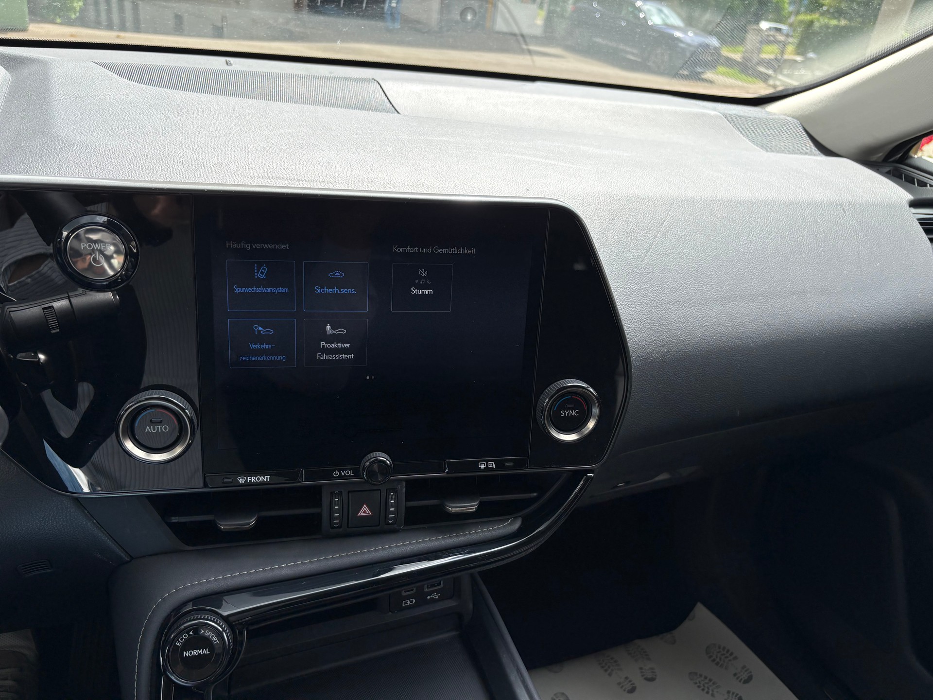 LEXUS NX 350h FWD Impression-image-9