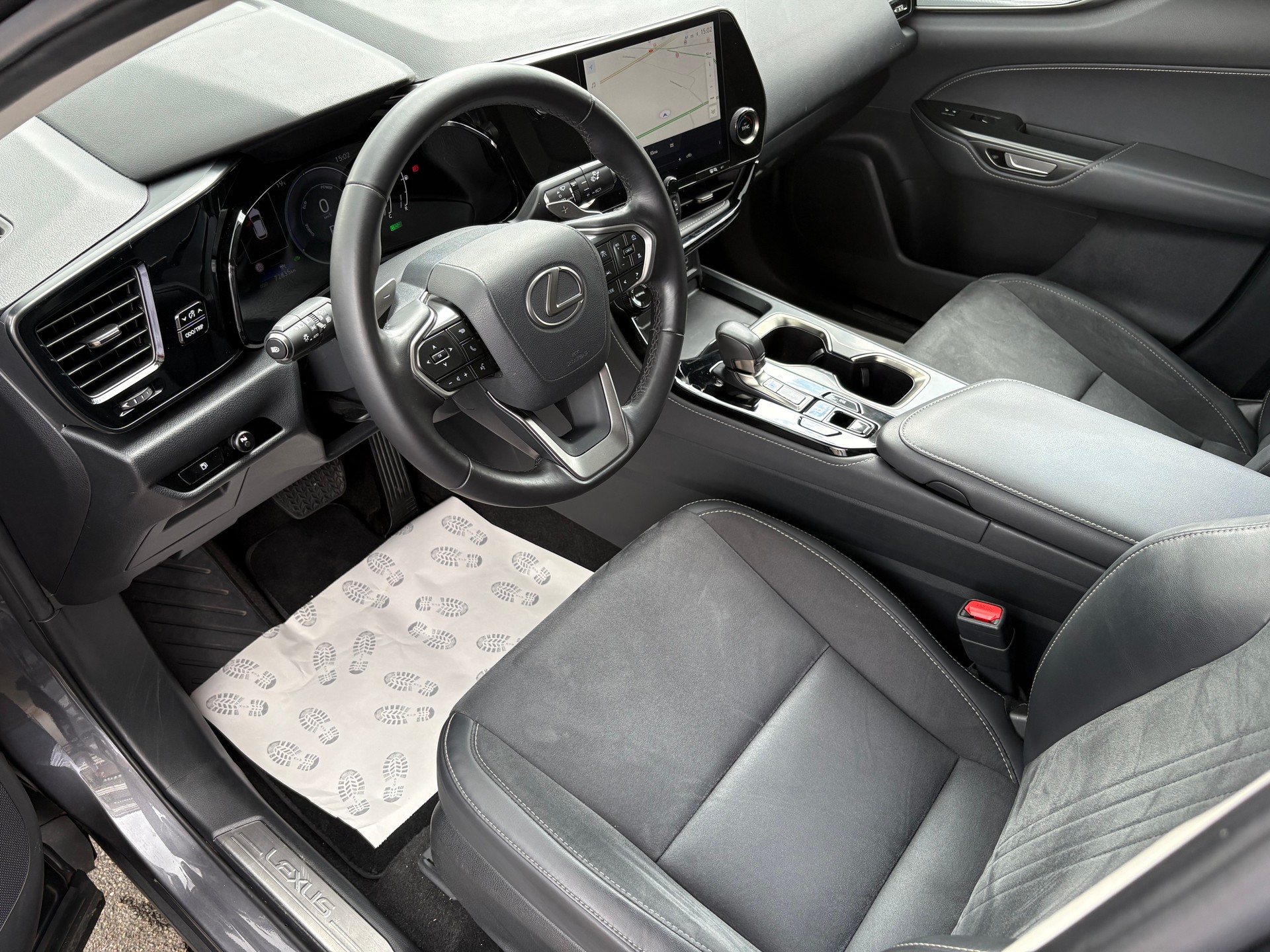 LEXUS NX 350h FWD Impression-image-6