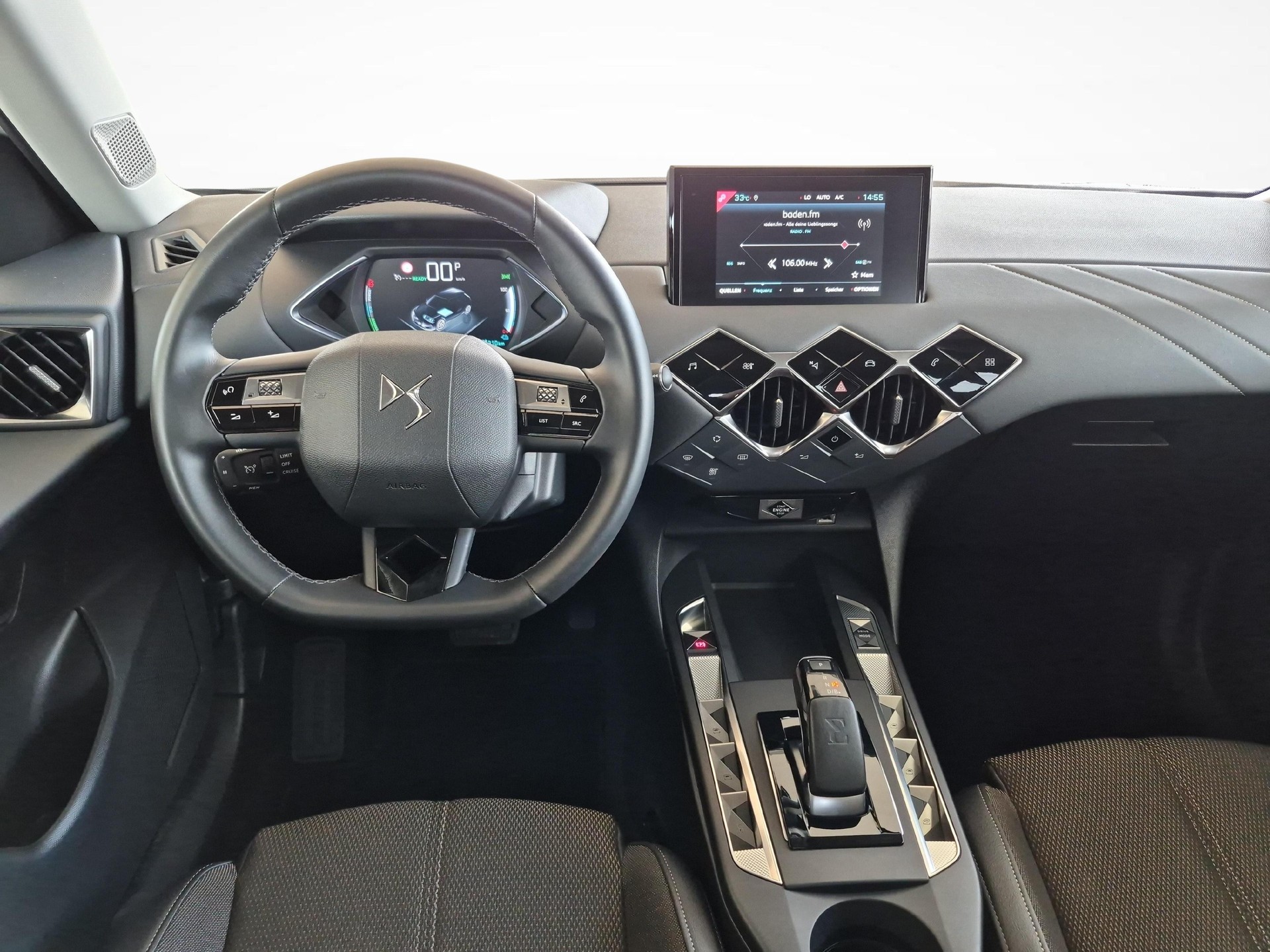 DS AUTOMOBILES 3 Crossback E-Tense Bastille-image-9