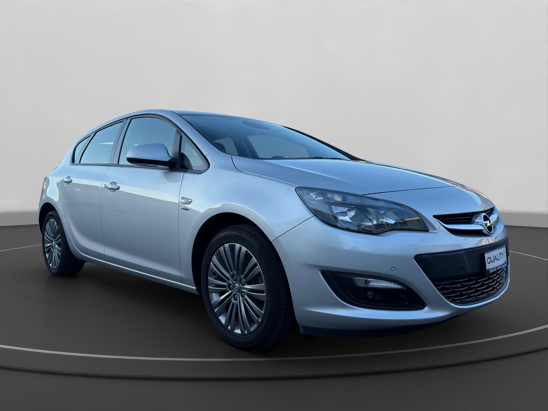 OPEL Astra 1.4i 16V Turbo Active Edition Automatic-image-6