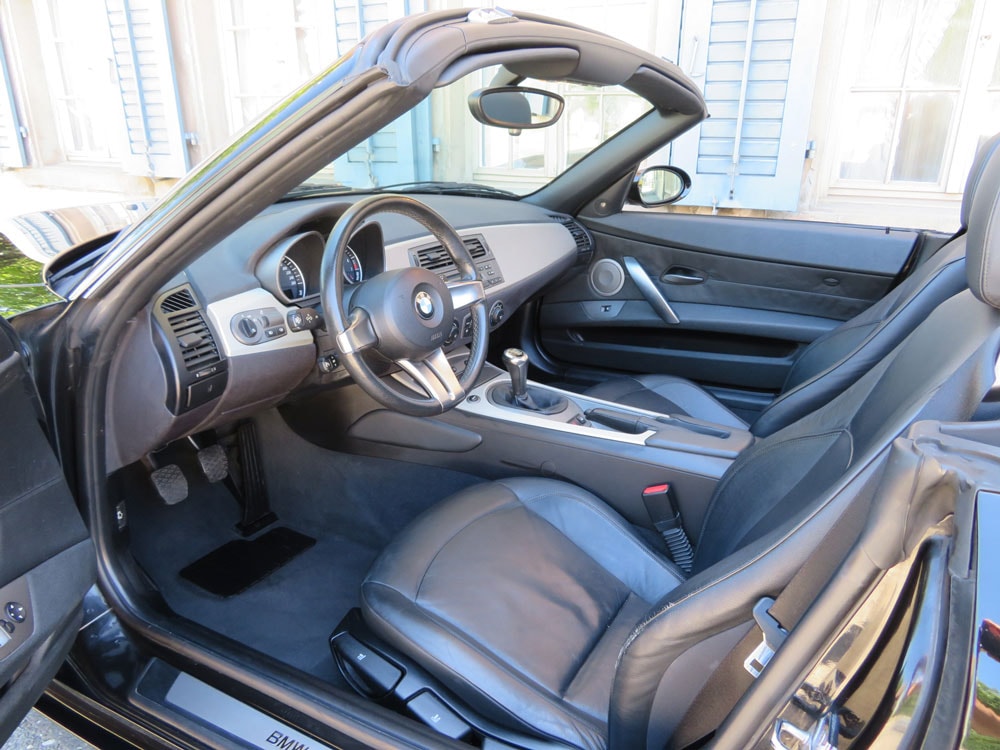 BMW Z4 3.0i Roadster-image-4