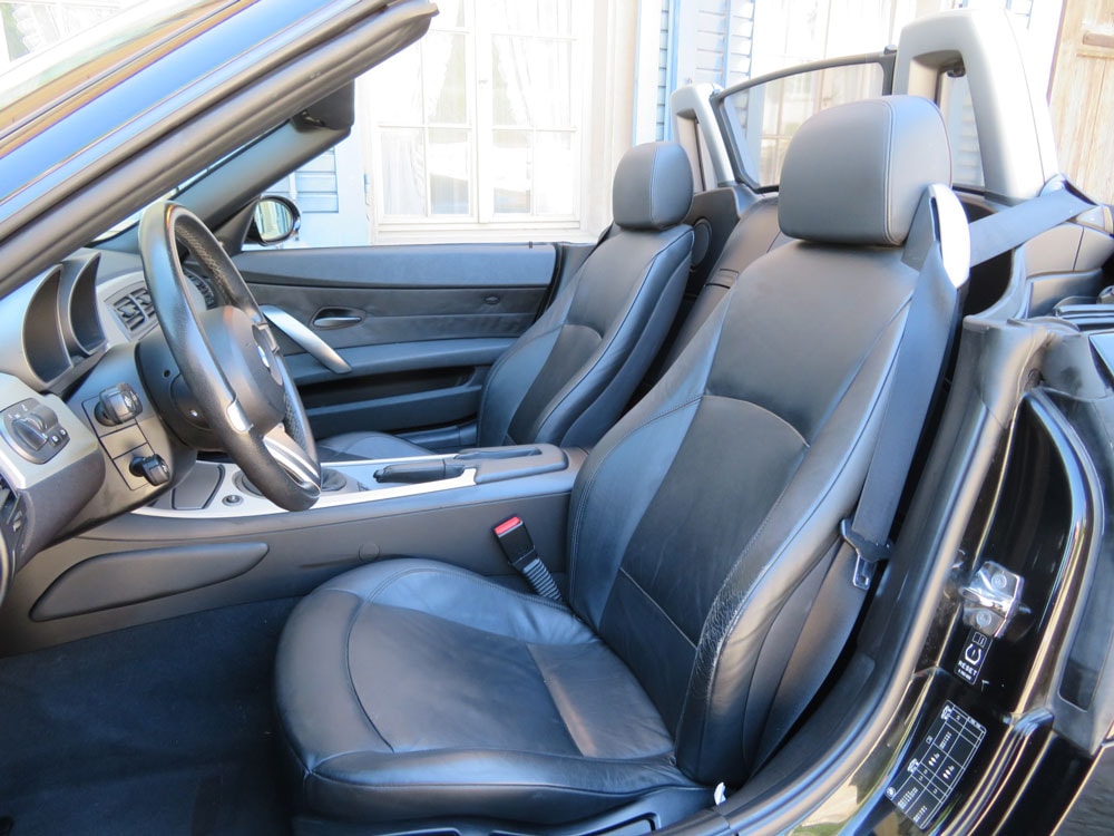 BMW Z4 3.0i Roadster-image-5