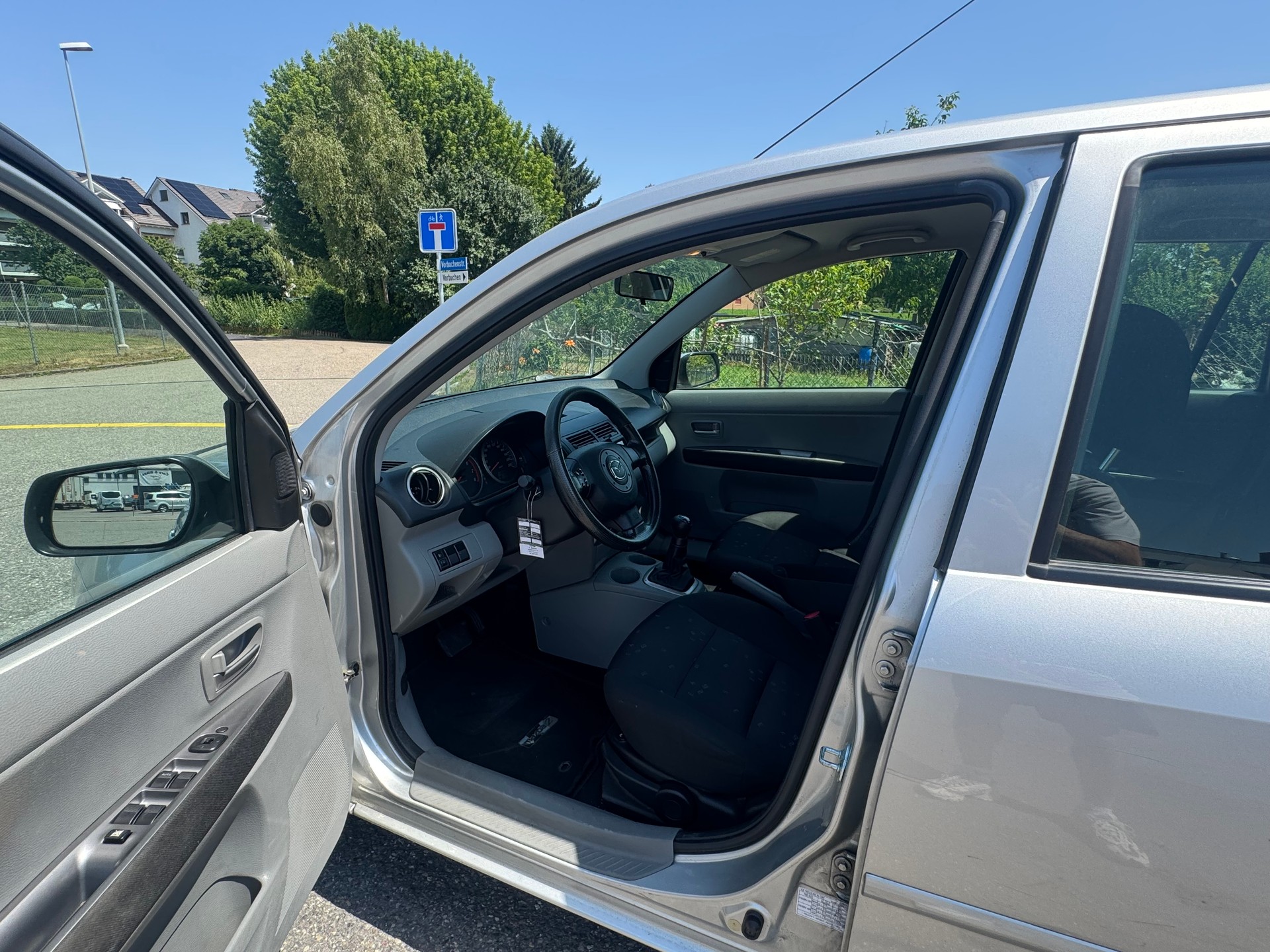 MAZDA 2 1.4i 16V Exclusive-image-14