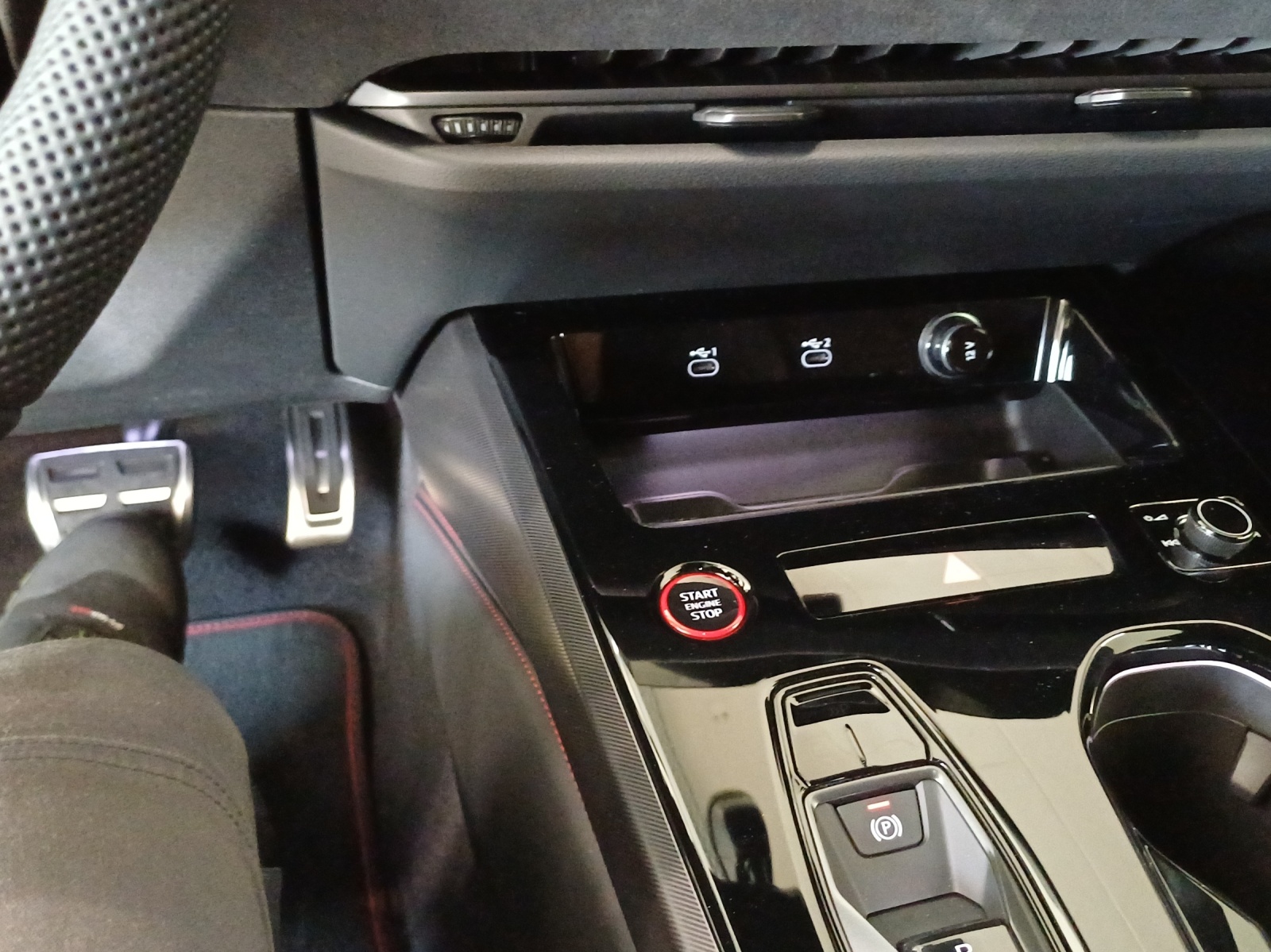 AUDI RS 5 Avant TFSI 470 kW Tiptronic quattro-image-10