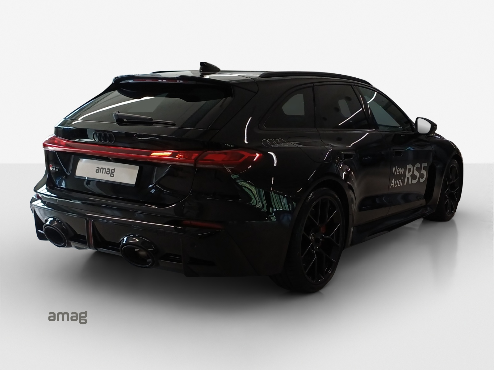 AUDI RS 5 Avant TFSI 470 kW Tiptronic quattro-image-4