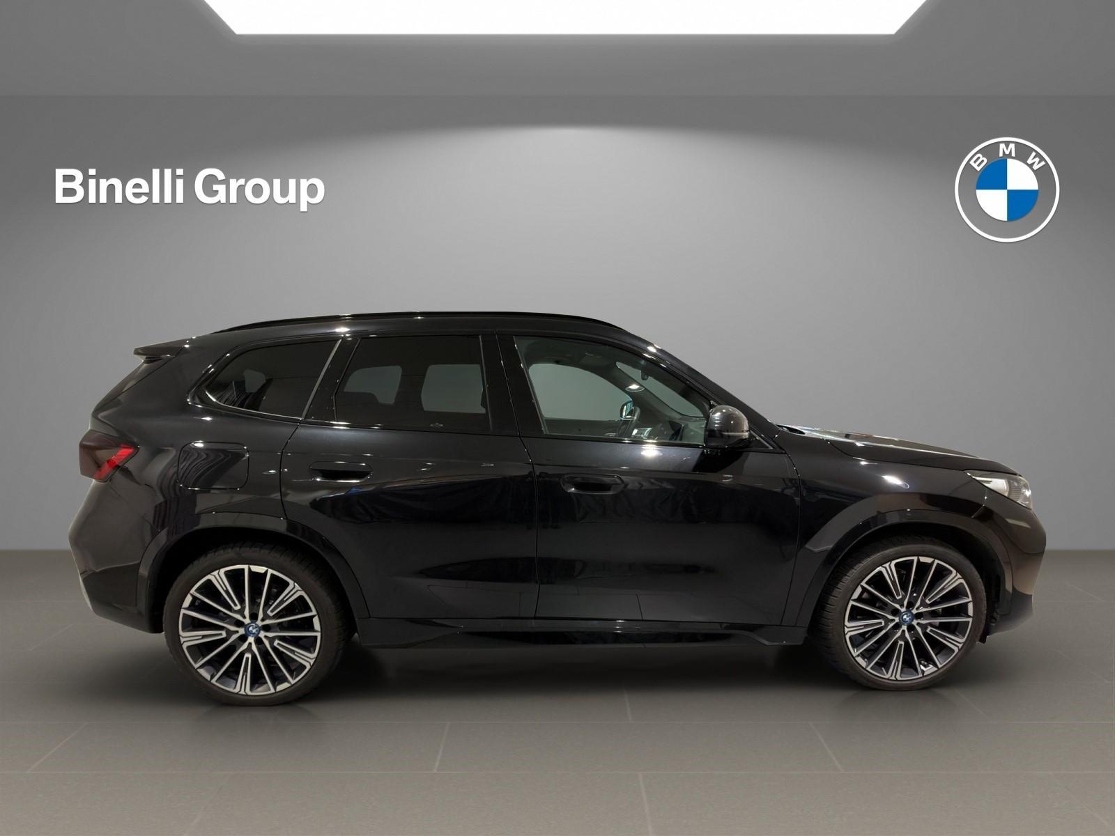 BMW X1 30e xDrive paddles-image-7