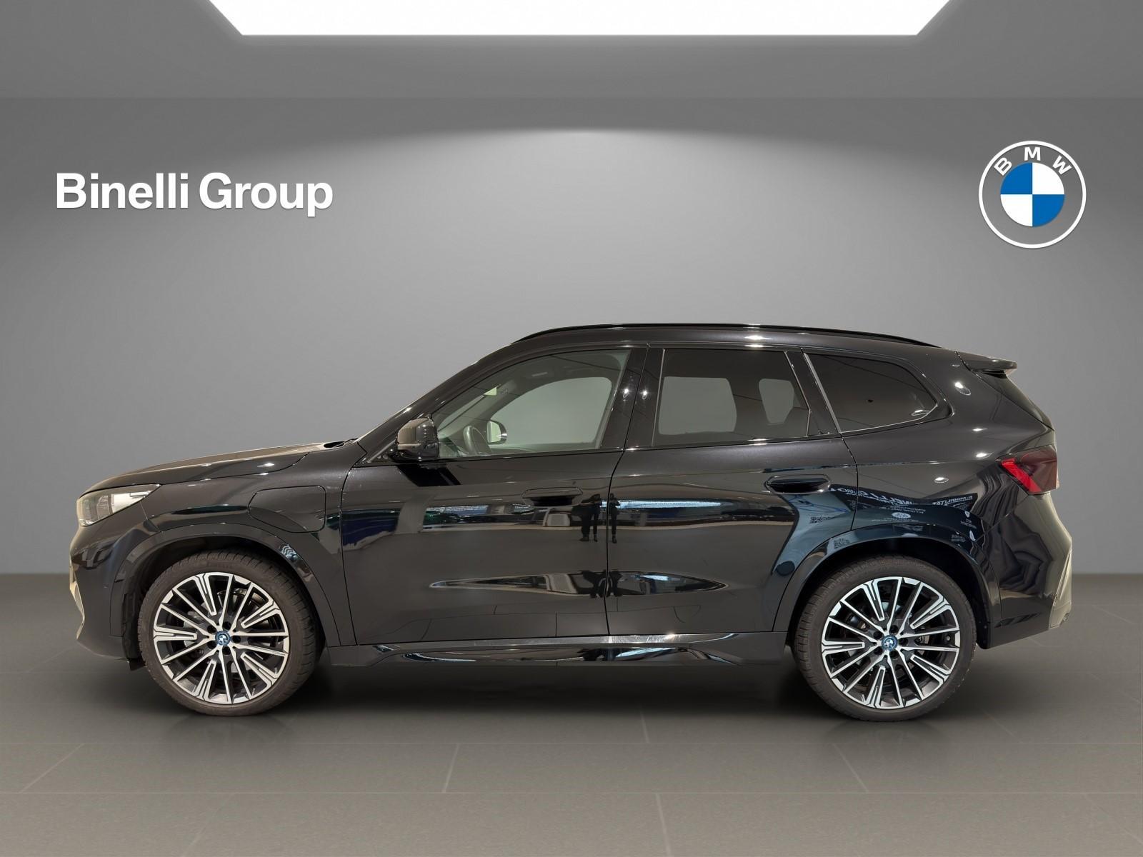 BMW X1 30e xDrive paddles-image-6