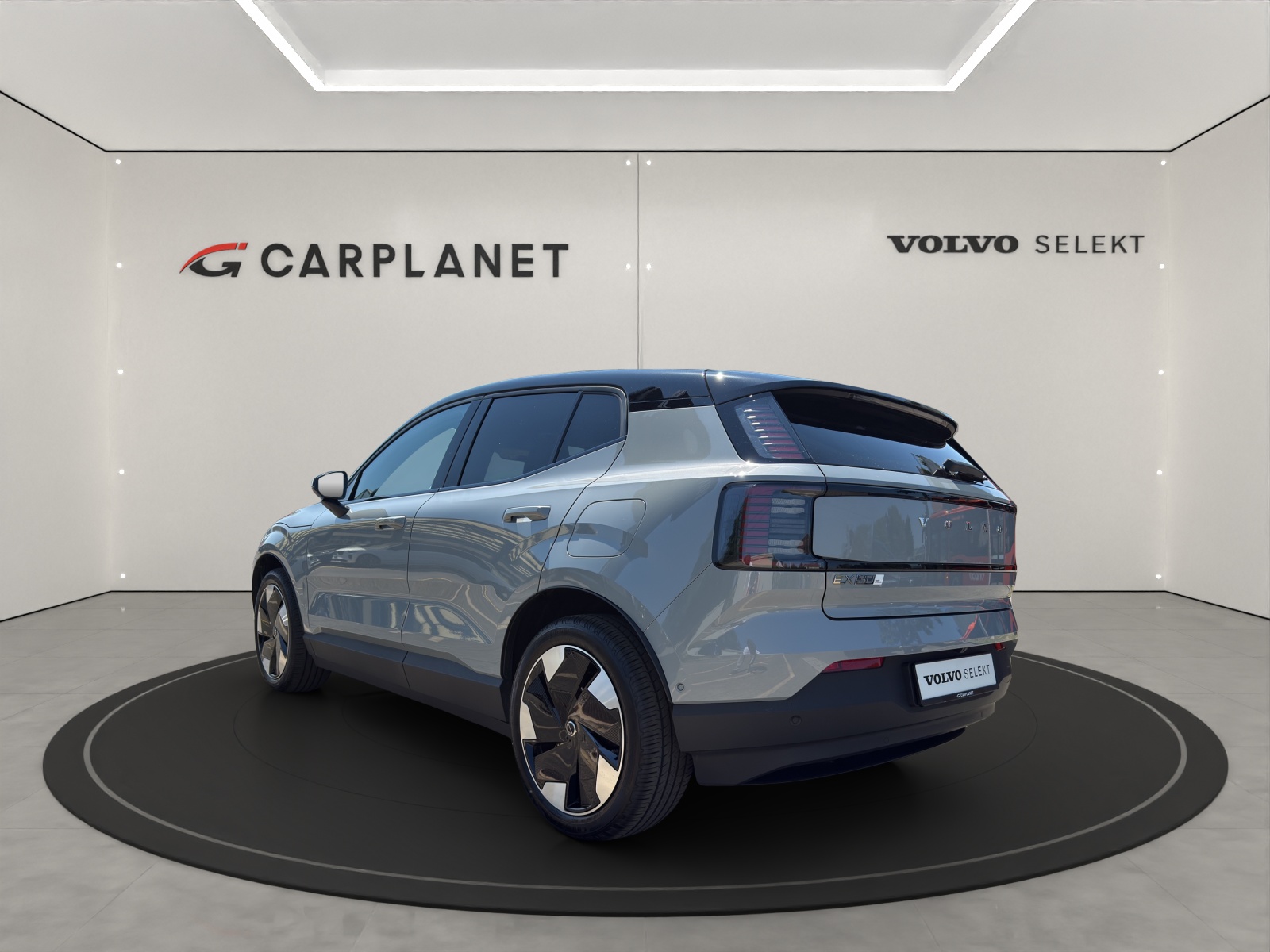 VOLVO EX30 E60 Twin Ultra Performance AWD-image-3