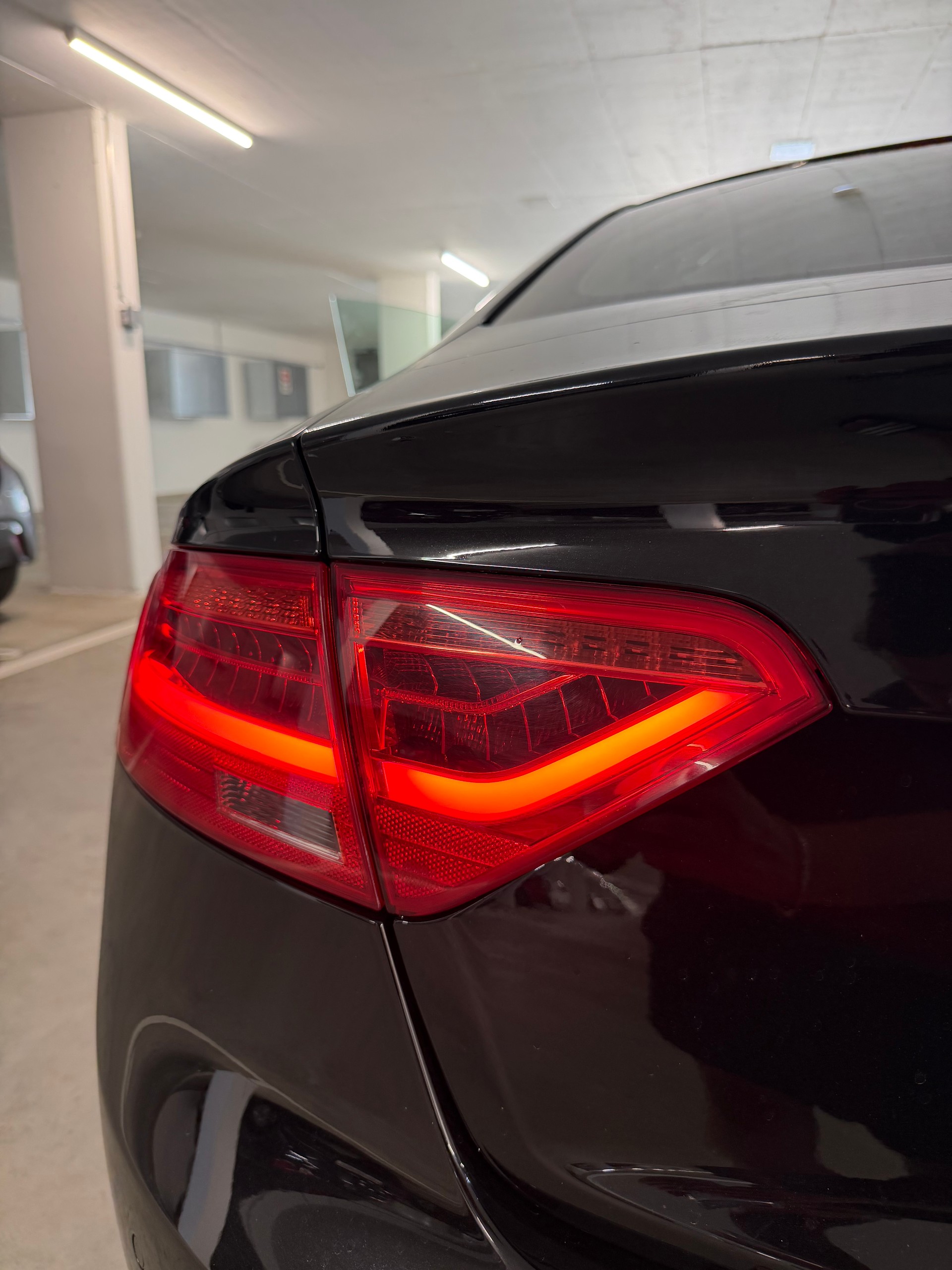 AUDI A5 Sportback 2.0 TFSI quattro S-tronic-image-24