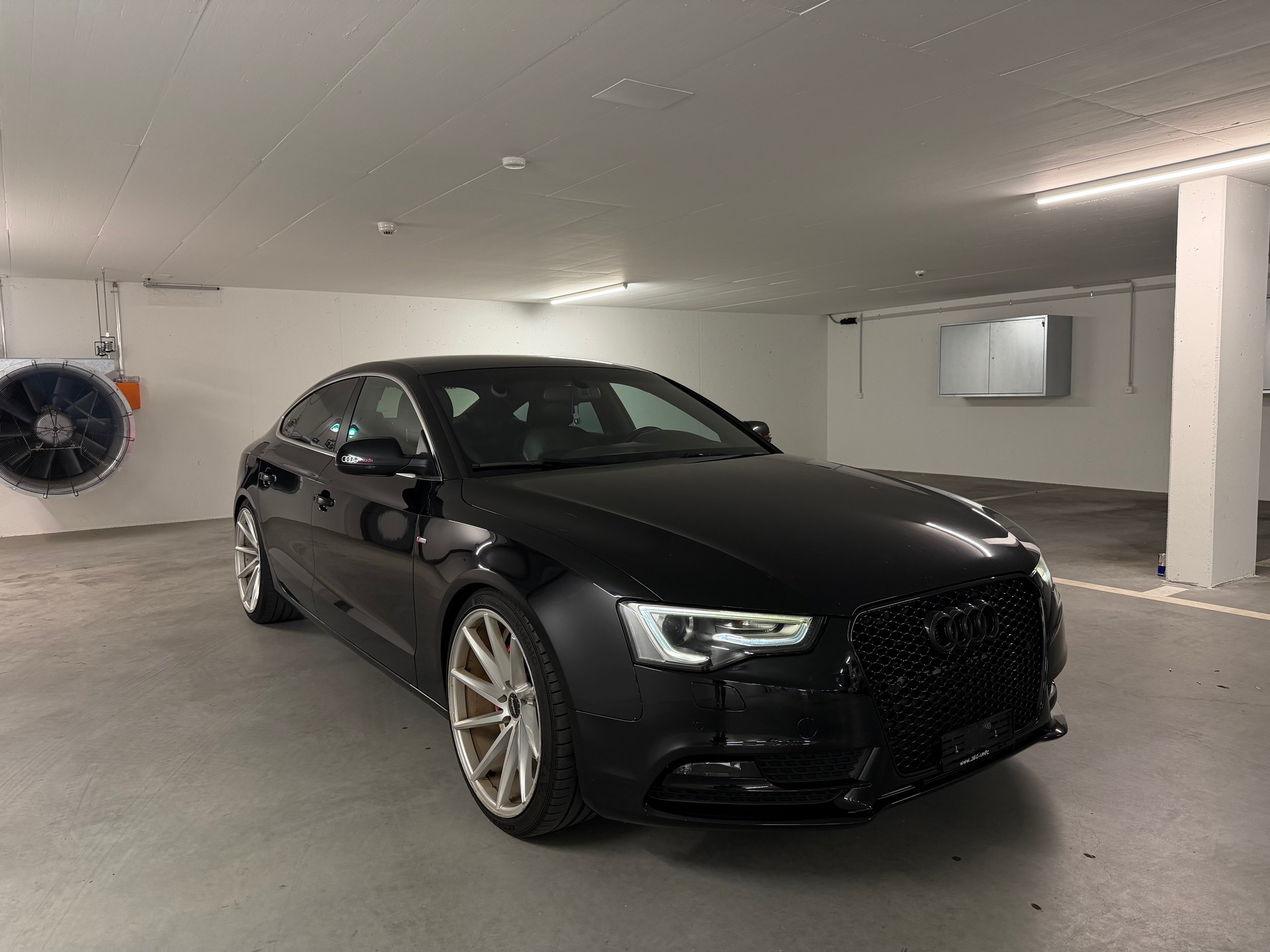 AUDI A5 Sportback 2.0 TFSI quattro S-tronic-image-2