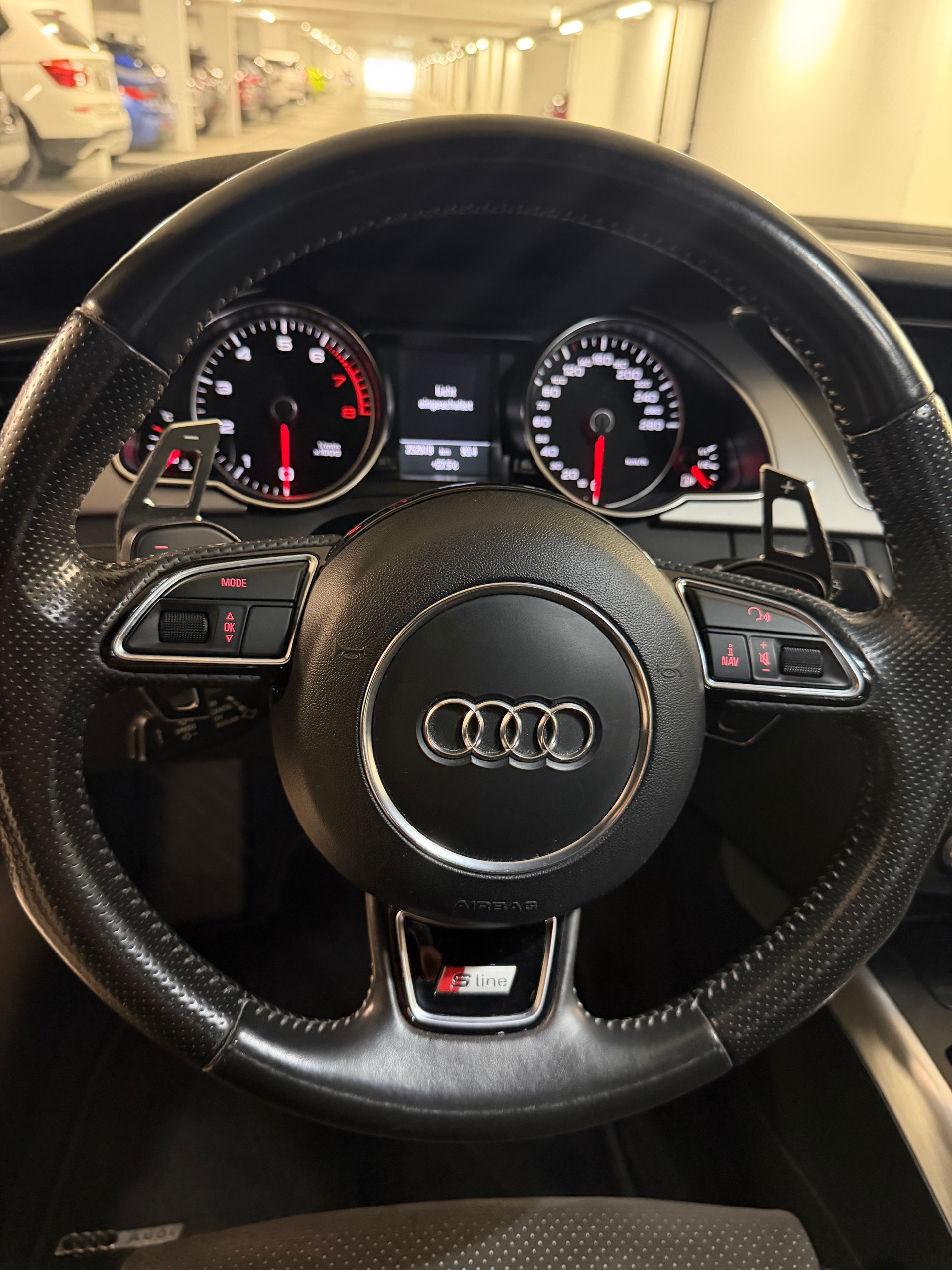 AUDI A5 Sportback 2.0 TFSI quattro S-tronic-image-16
