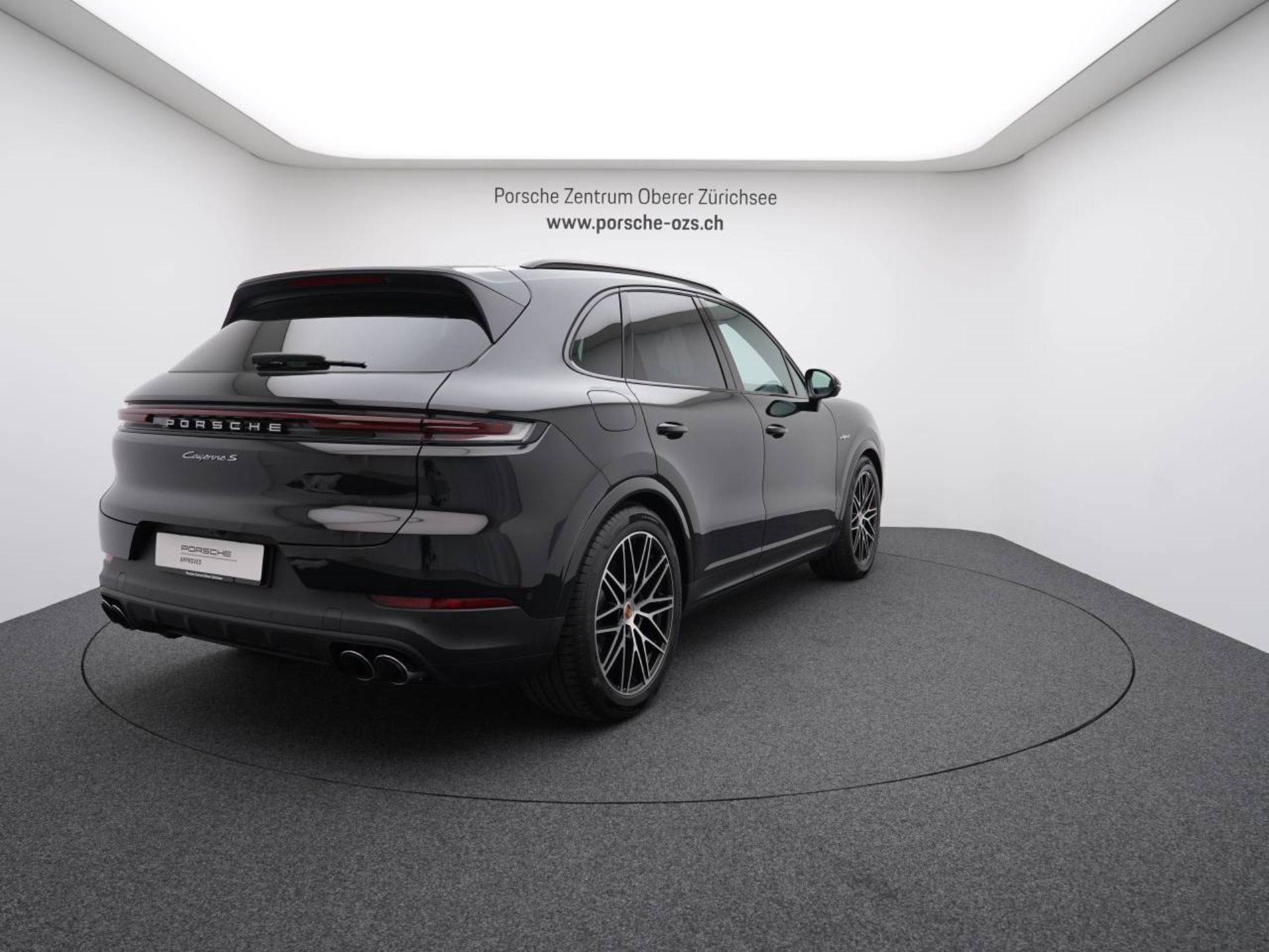 PORSCHE Cayenne S E-Hybrid-image-6