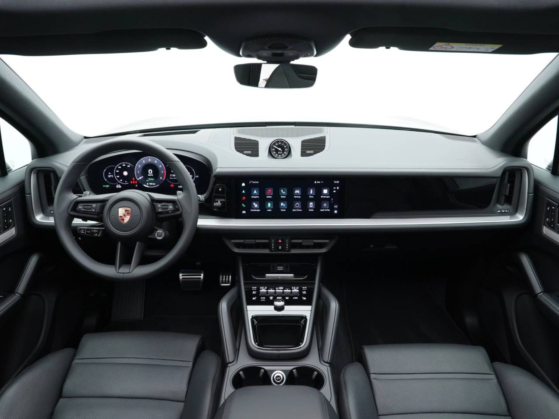 PORSCHE Cayenne S E-Hybrid-image-14
