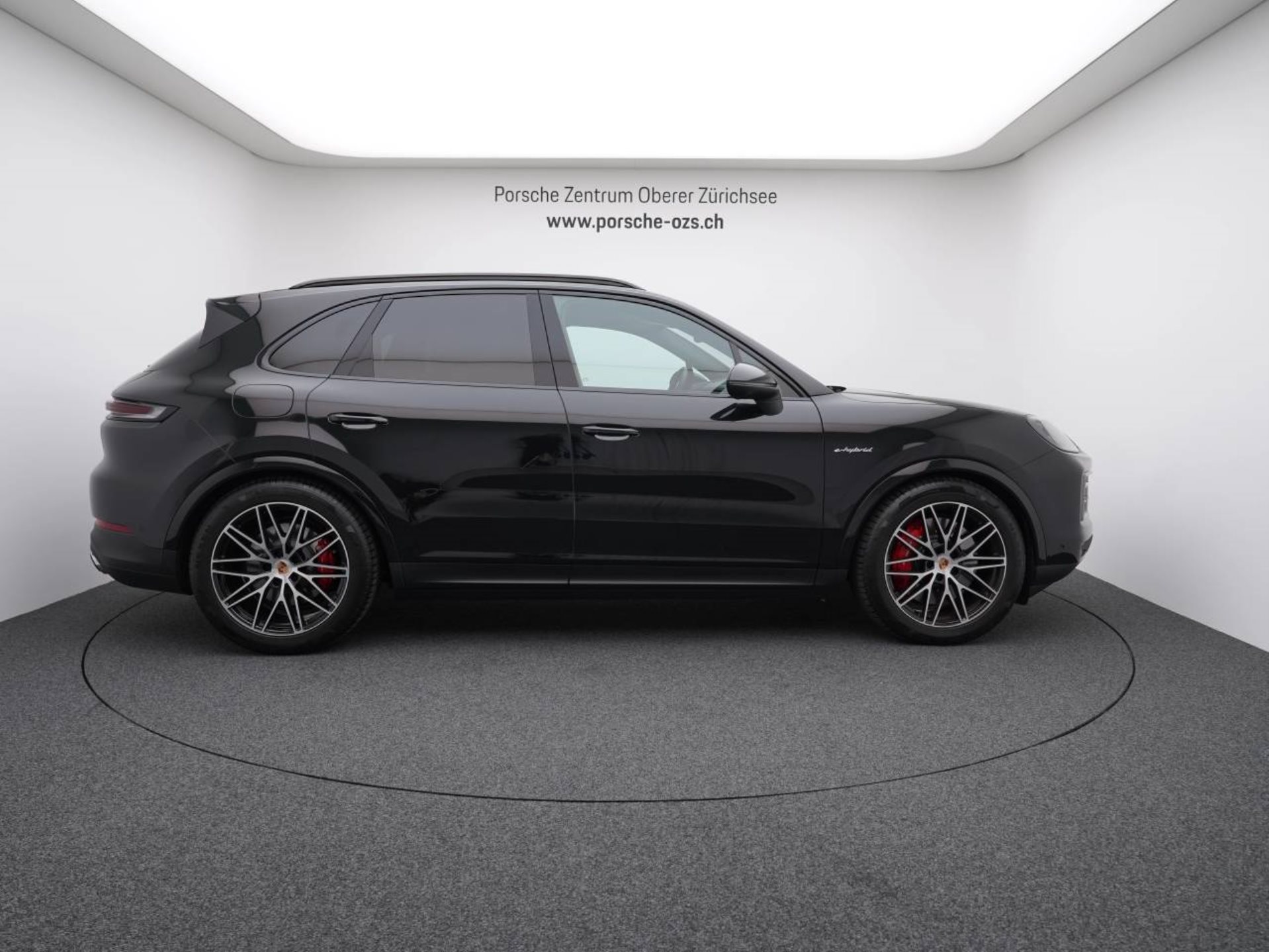 PORSCHE Cayenne S E-Hybrid-image-7