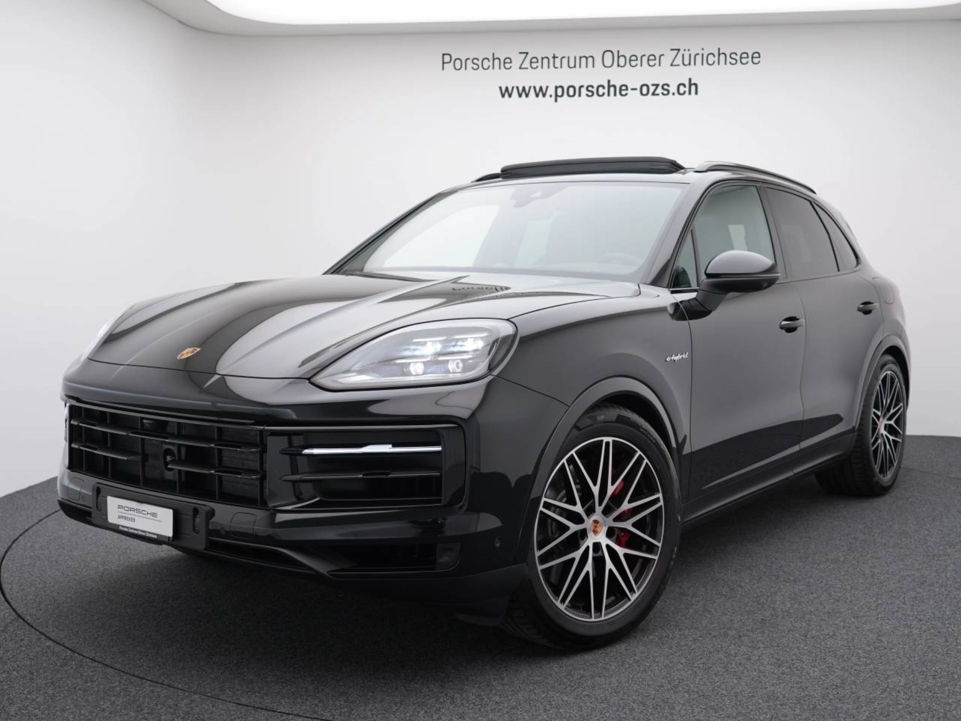 PORSCHE Cayenne S E-Hybrid-image-0
